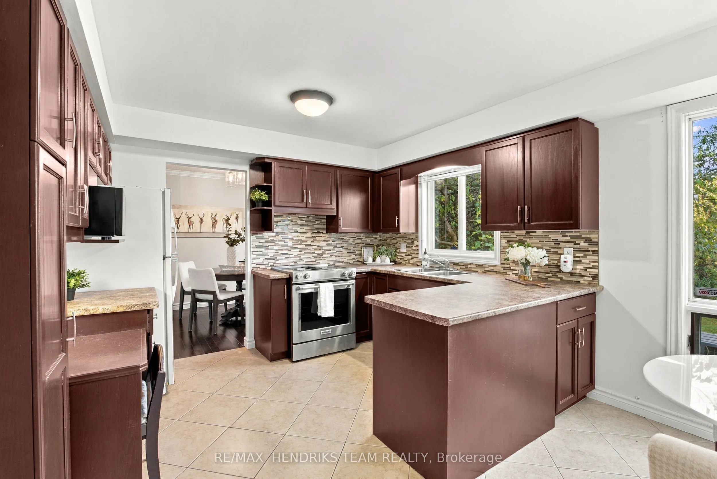 40 Emmett Street