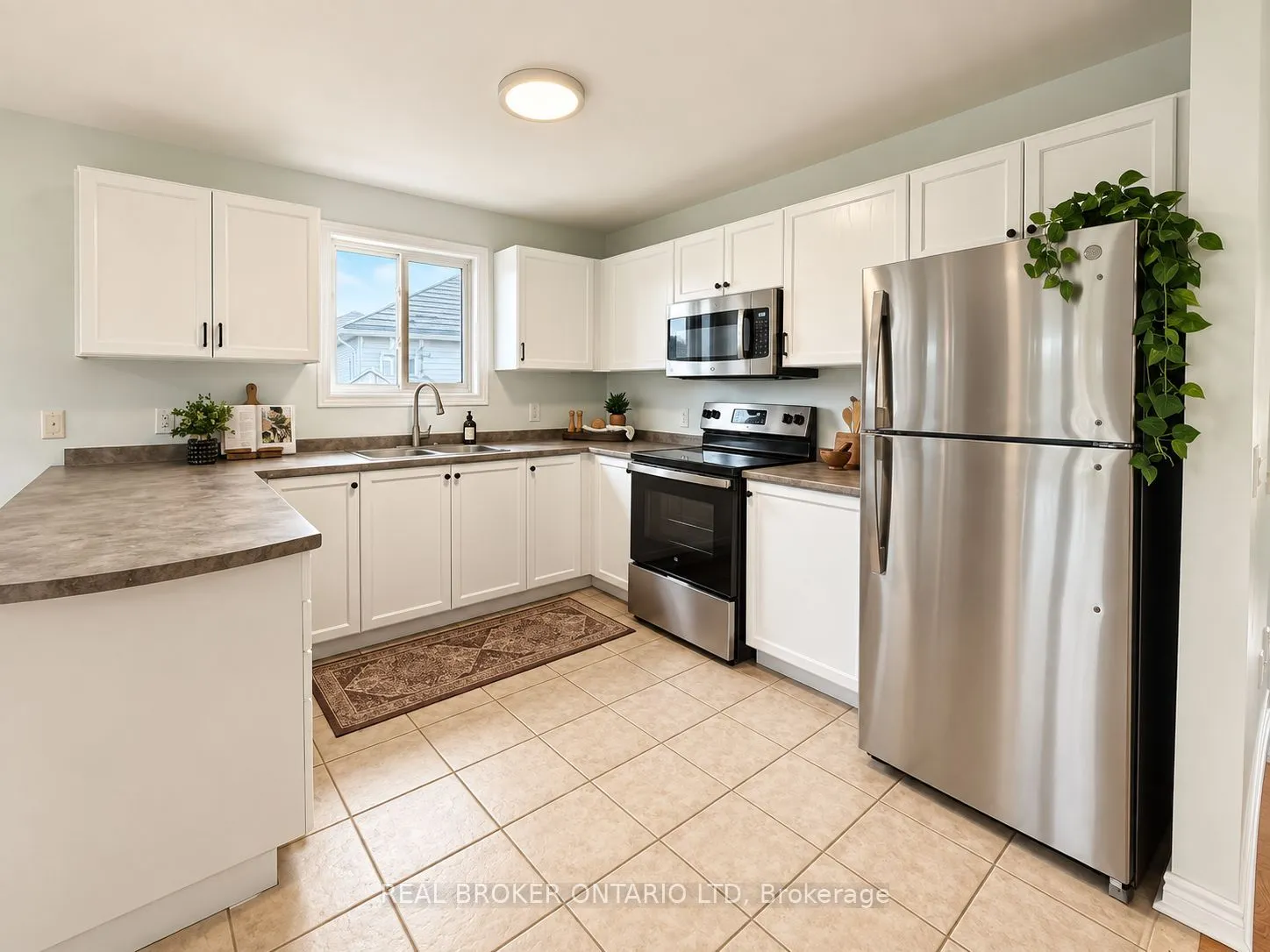 3 Woodview Court