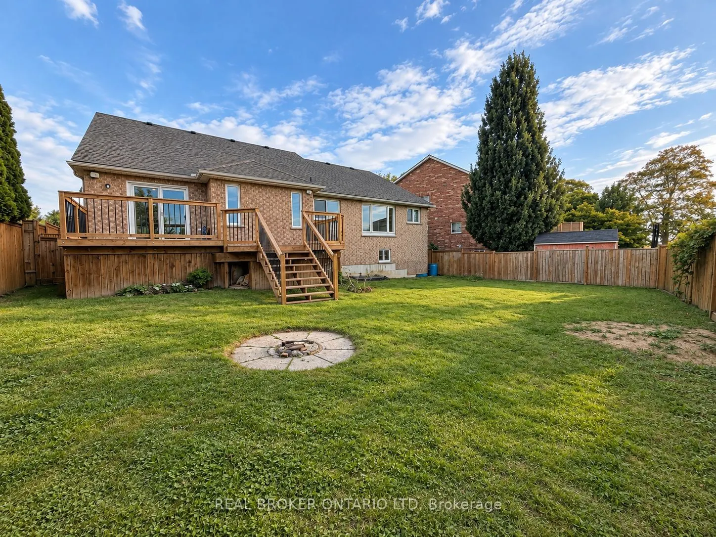 3 Woodview Court