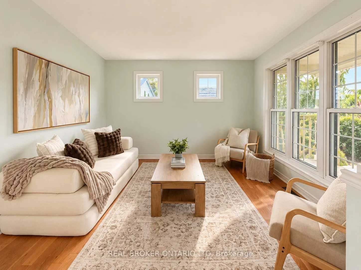 3 Woodview Court