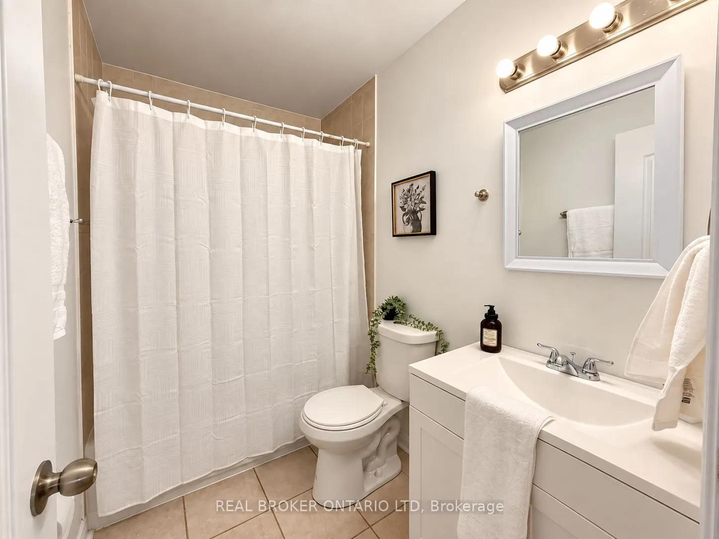 3 Woodview Court