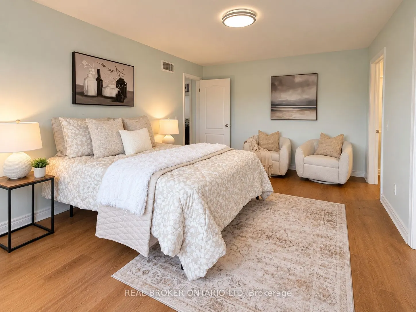 3 Woodview Court