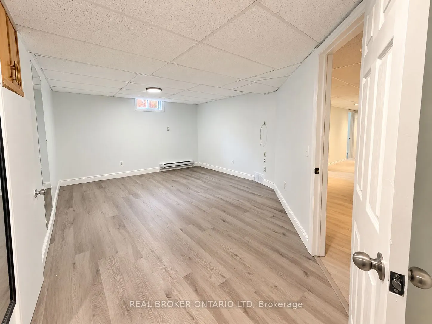 3 Woodview Court