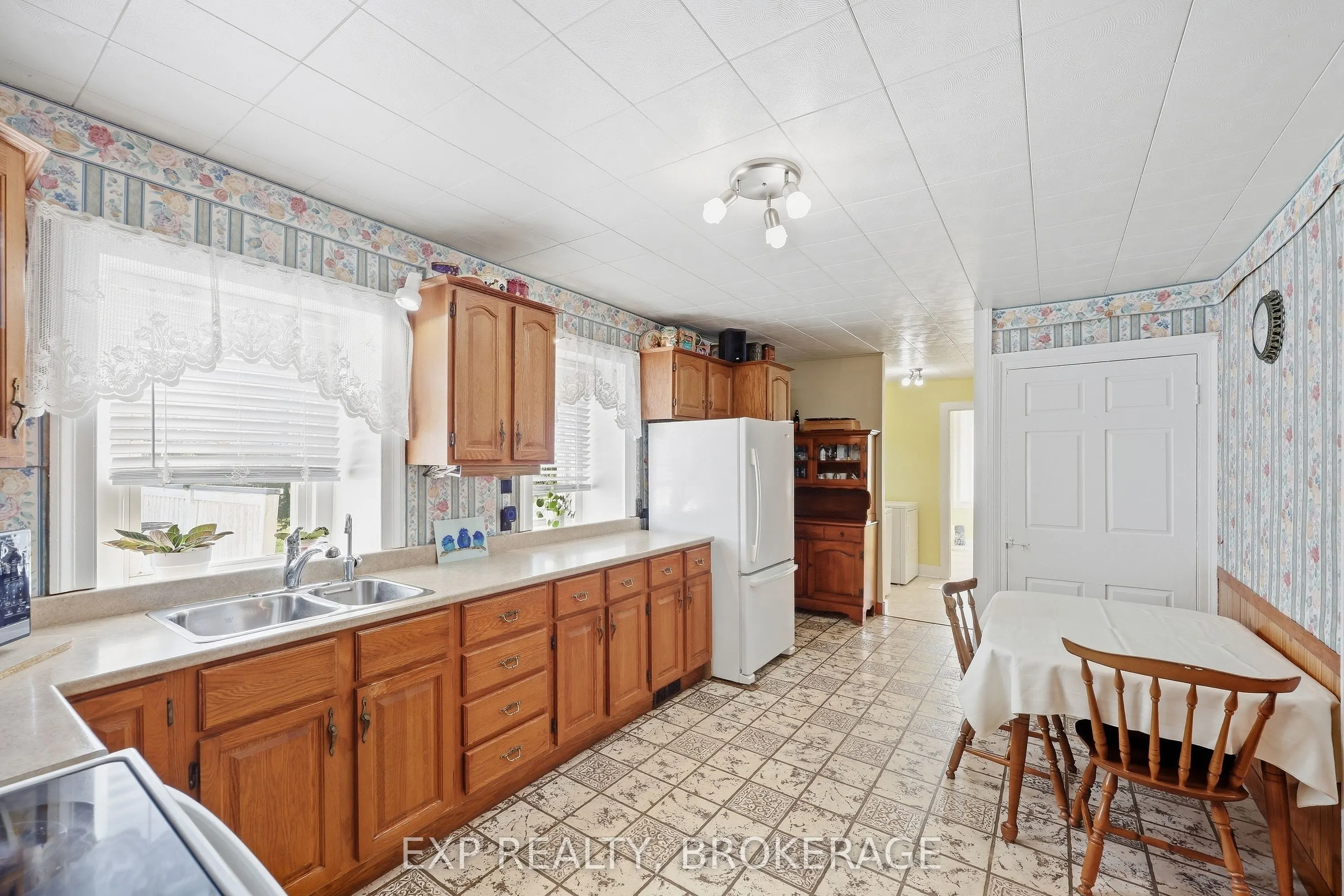 3542 Stagecoach Road