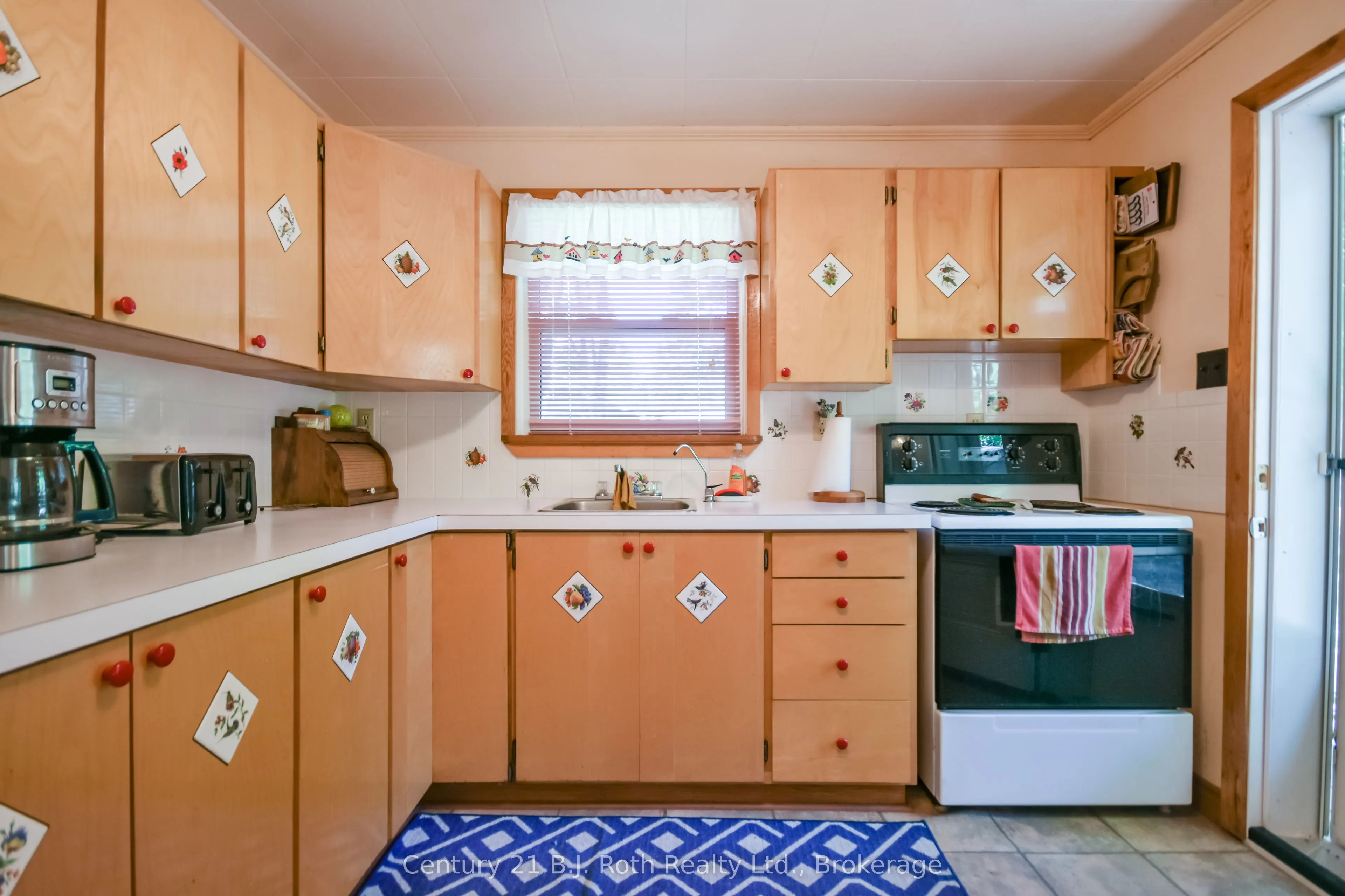 222 Lake Dalrymple Road