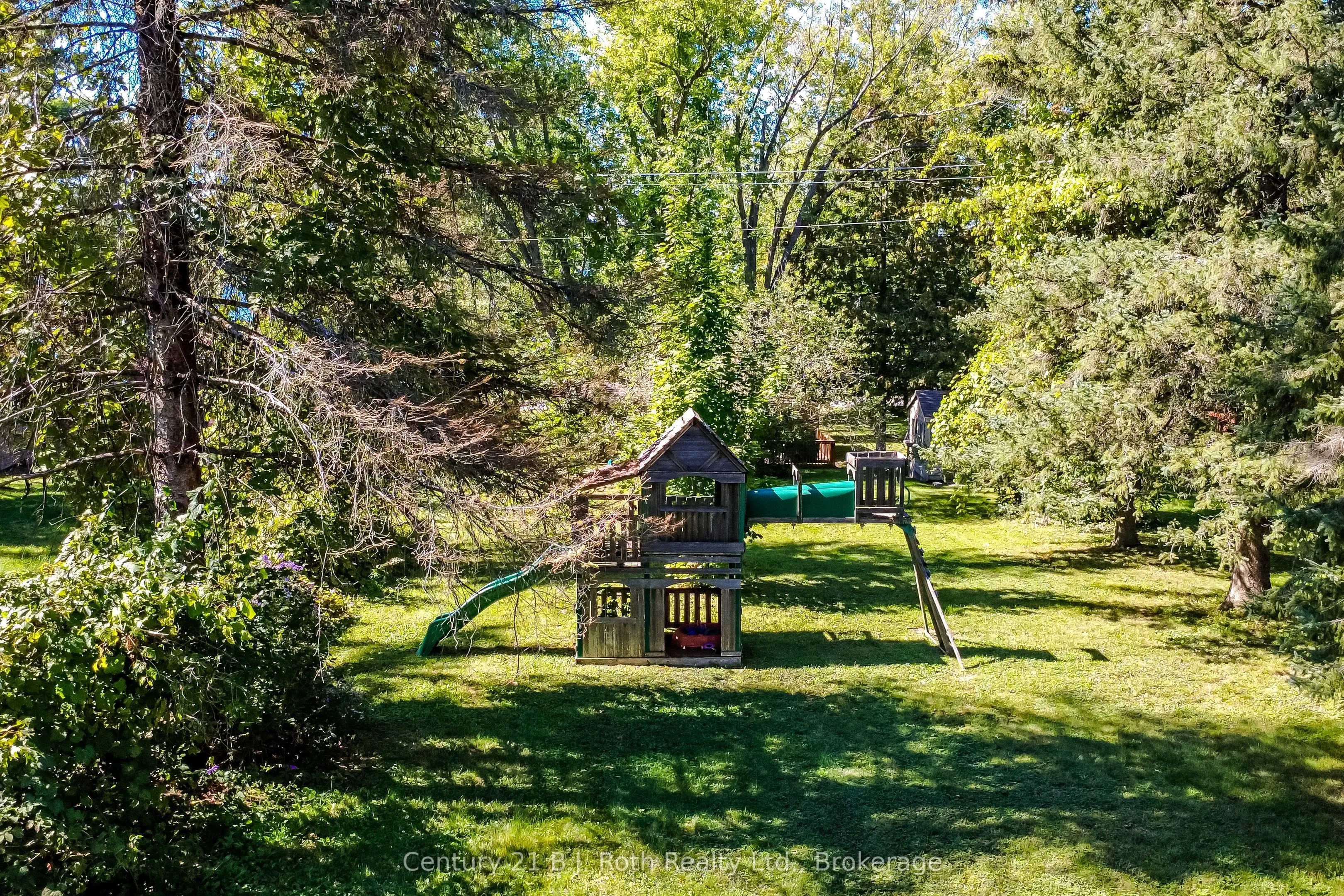 222 Lake Dalrymple Road