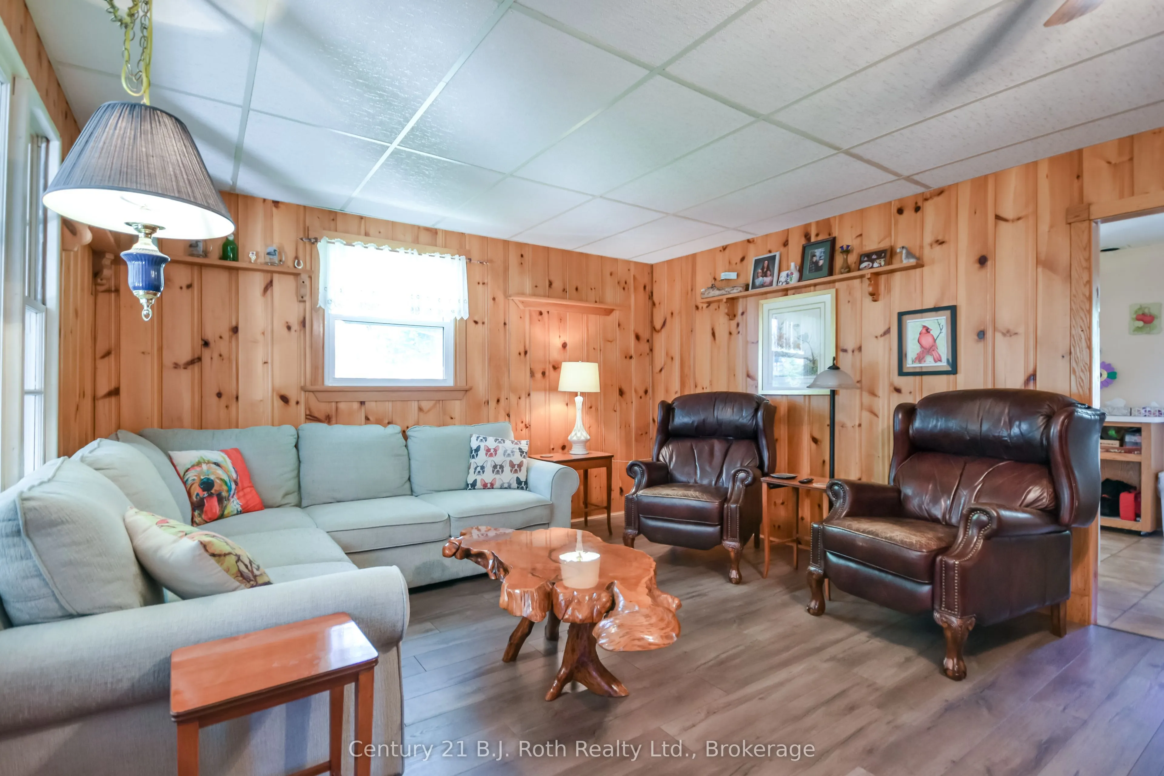 222 Lake Dalrymple Road