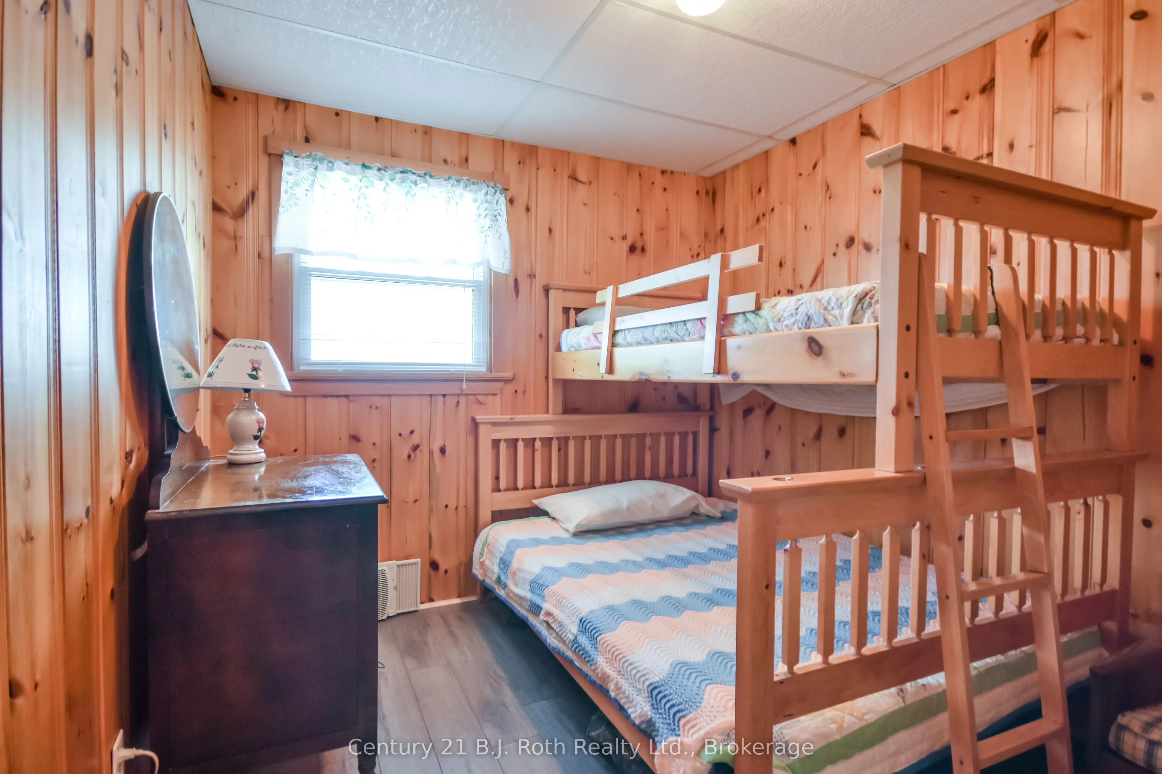 222 Lake Dalrymple Road
