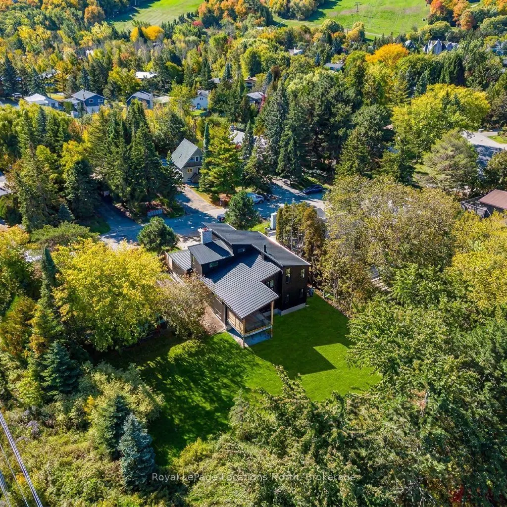 146 Campbell Crescent