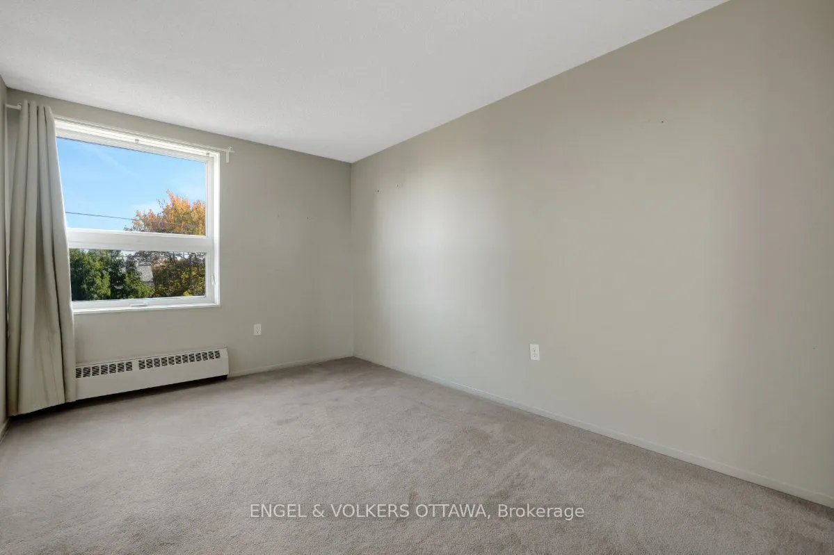 373 Laurier Avenue E #505