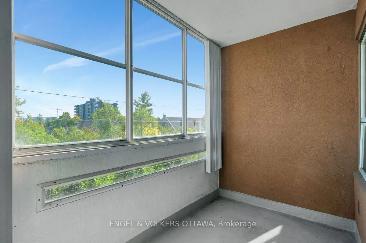 373 Laurier Avenue E #505