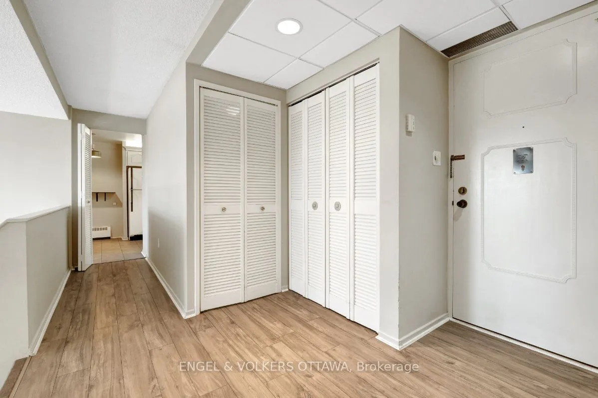 373 Laurier Avenue E #505