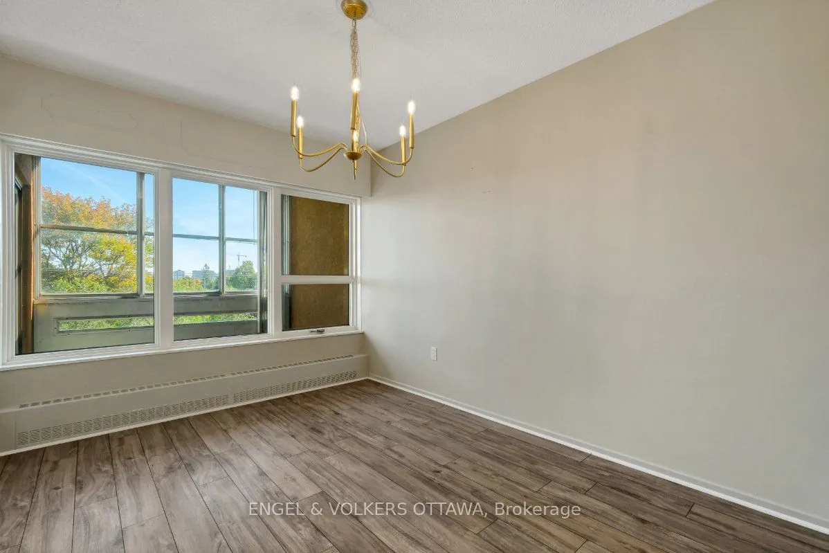 373 Laurier Avenue E #505