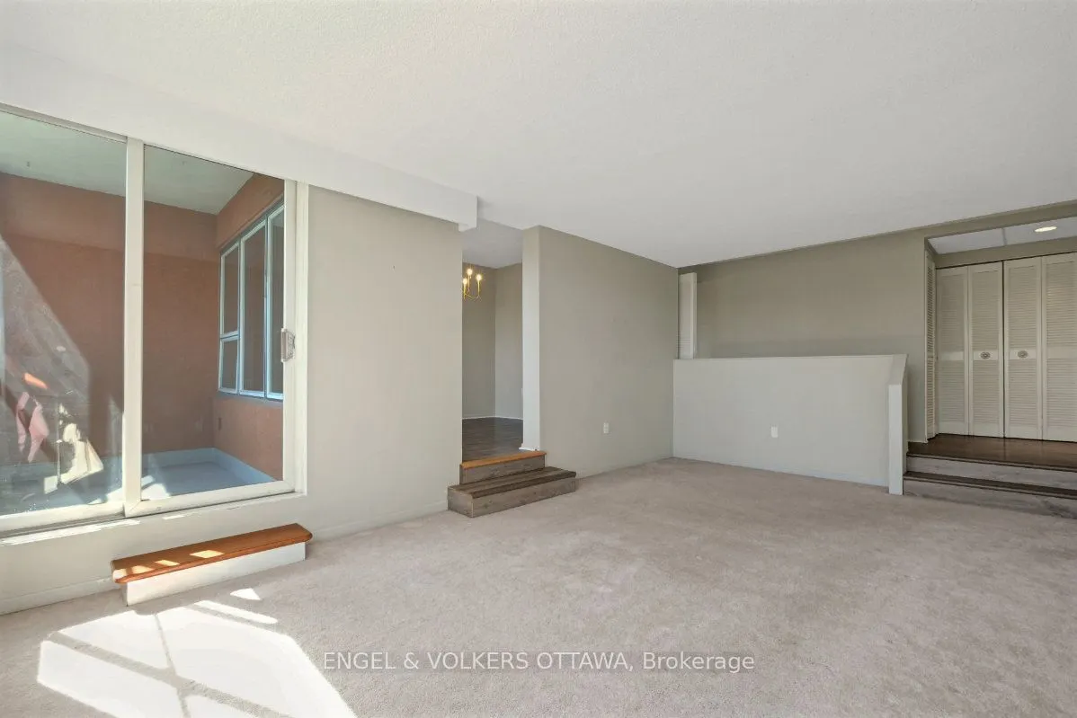373 Laurier Avenue E #505