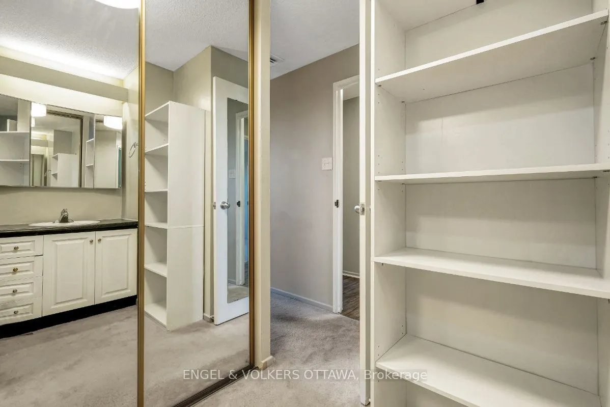 373 Laurier Avenue E #505