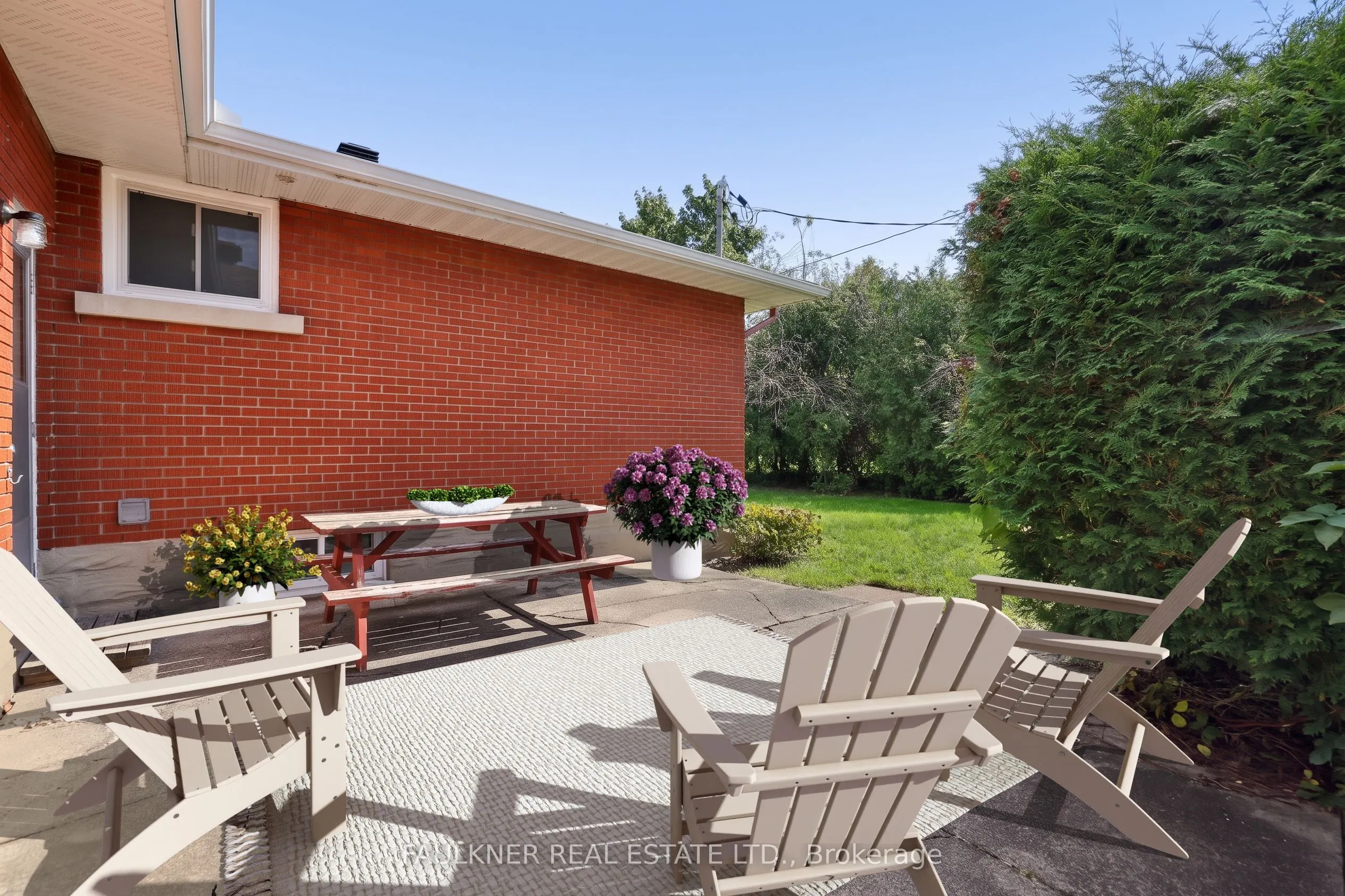 794 Adams Avenue