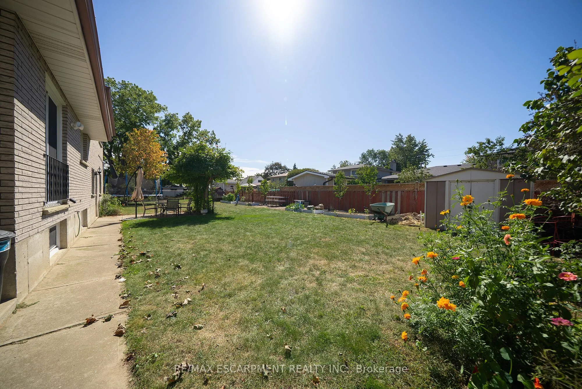 32 Avondale Crescent