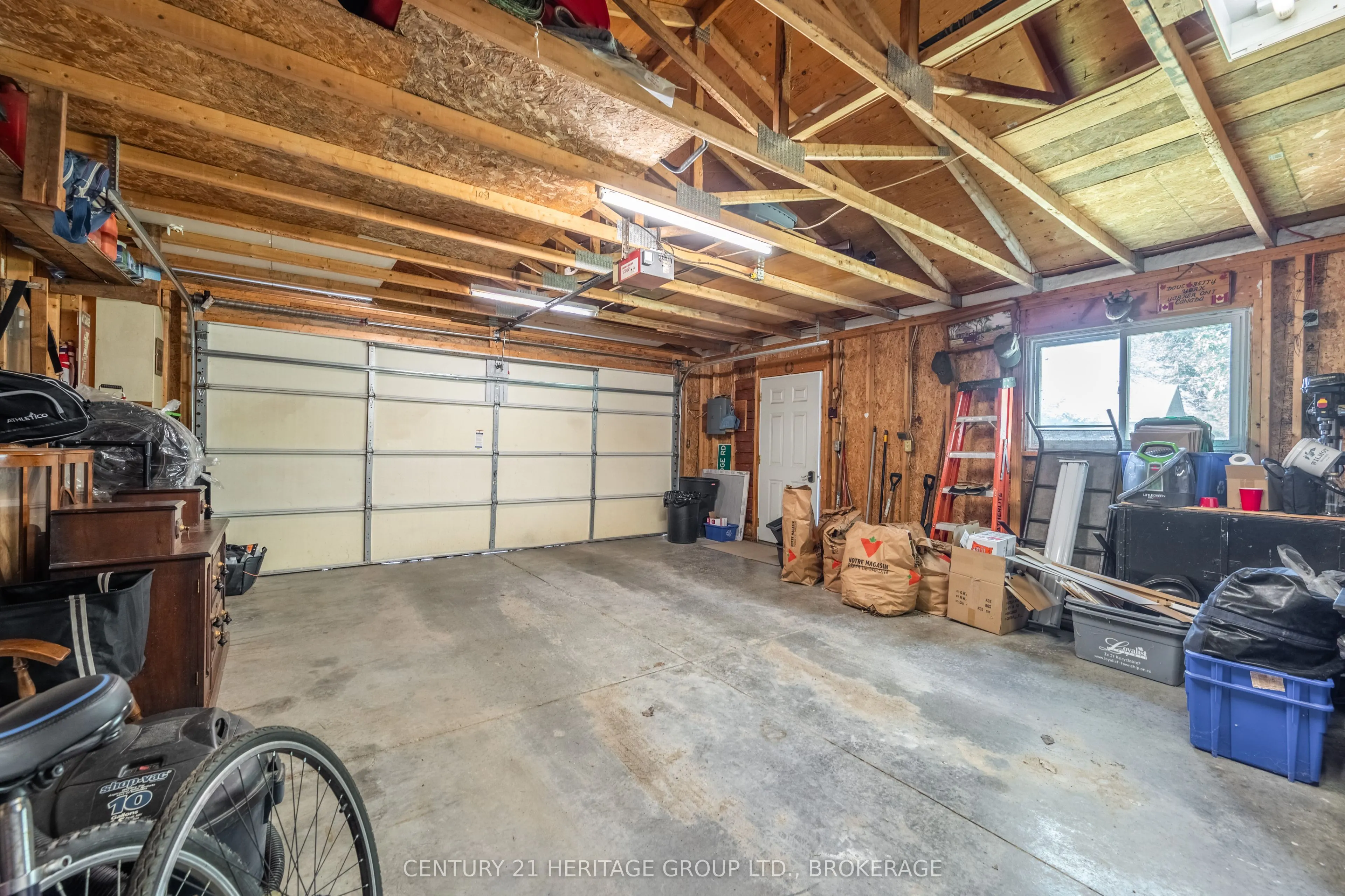 35 Loyalist Avenue