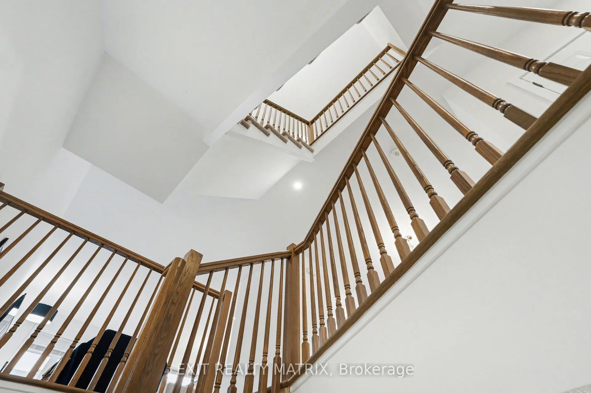 656 Putney Crescent
