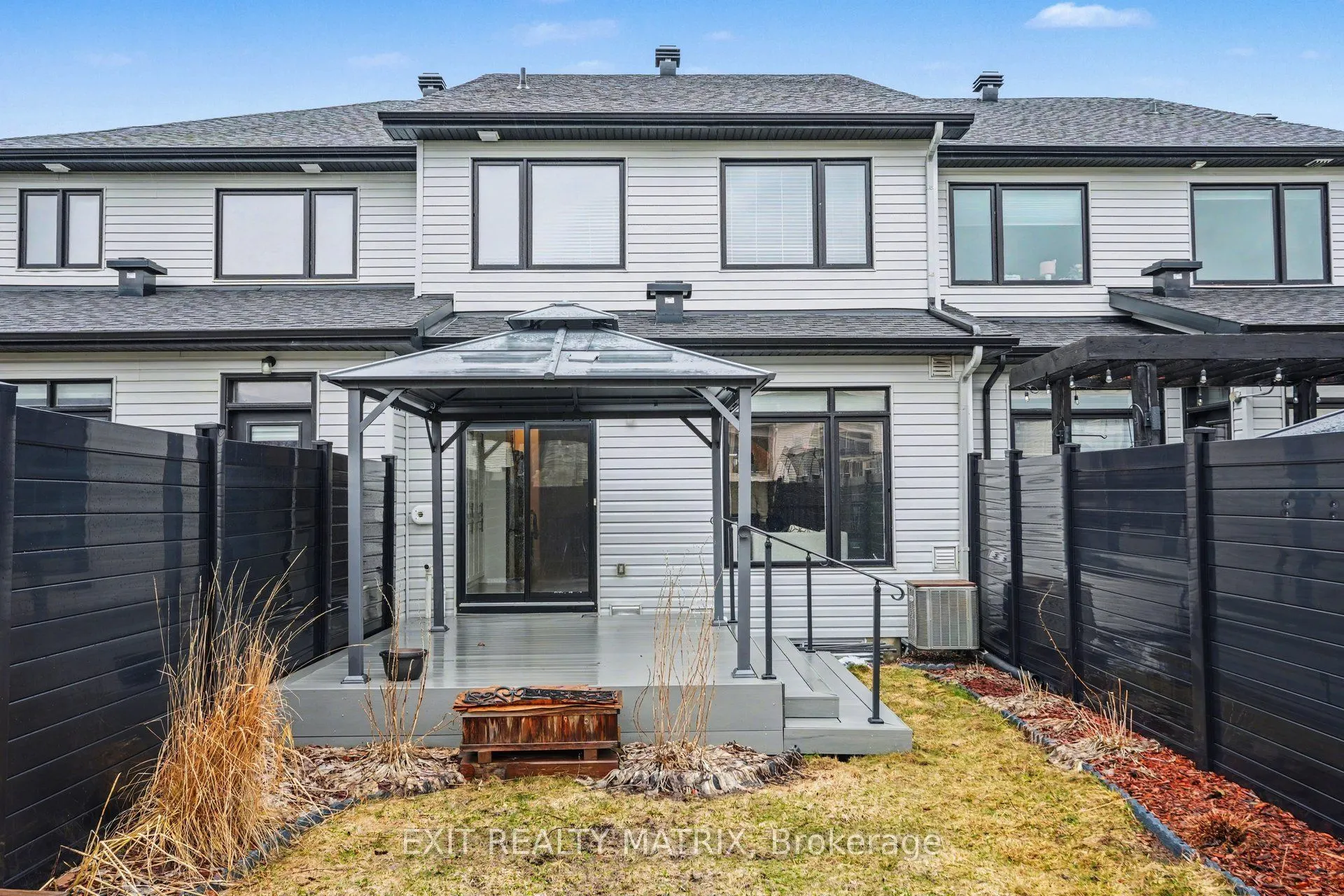 656 Putney Crescent