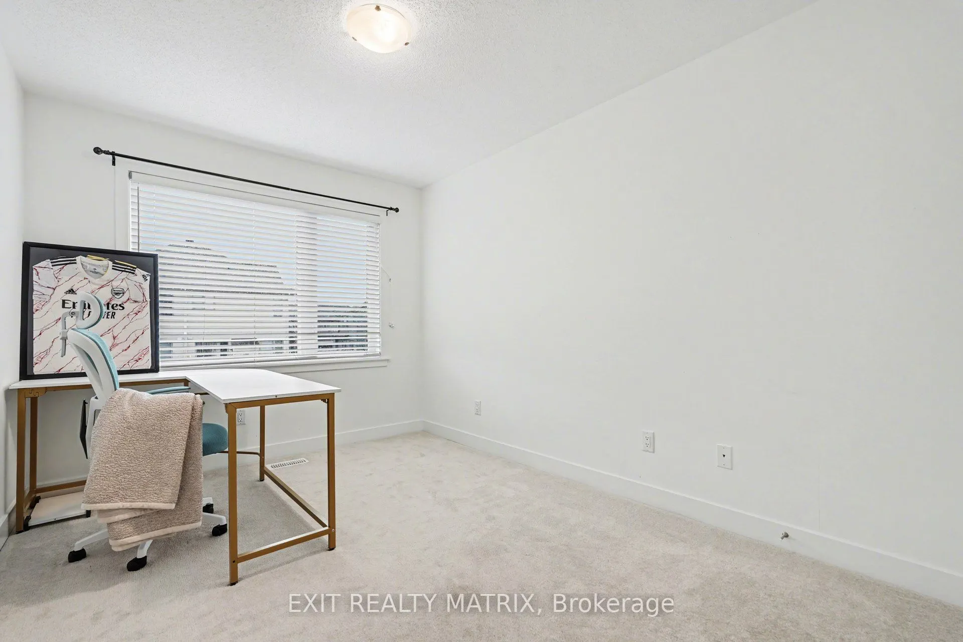 656 Putney Crescent
