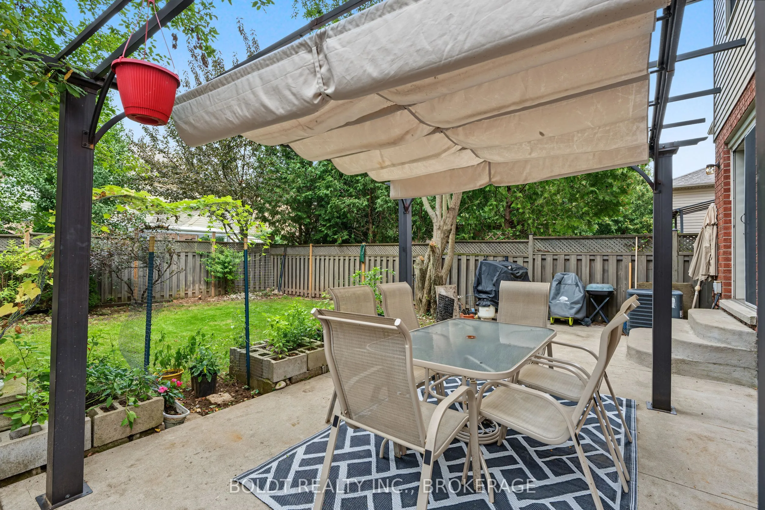 17 Valridge Court