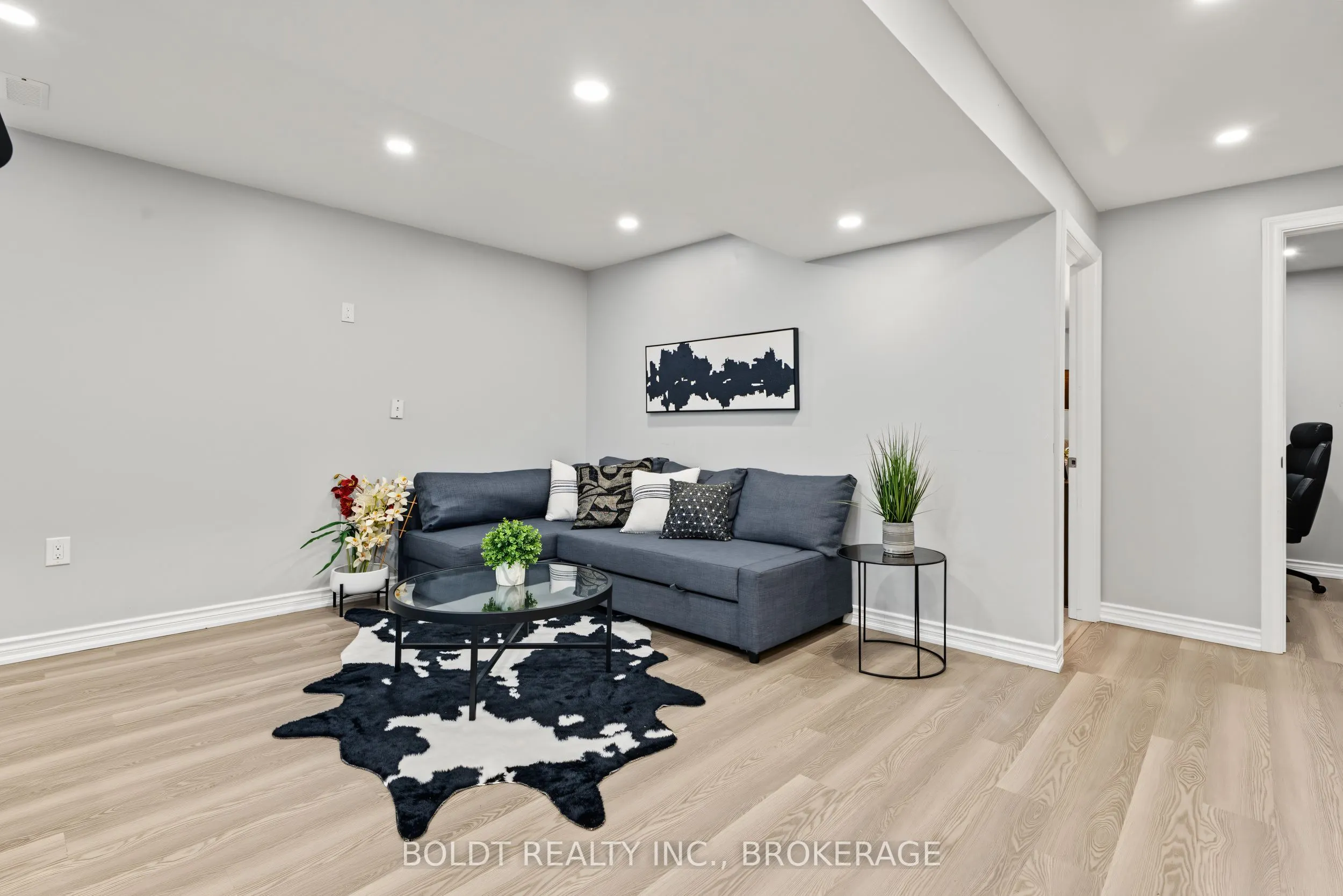 17 Valridge Court