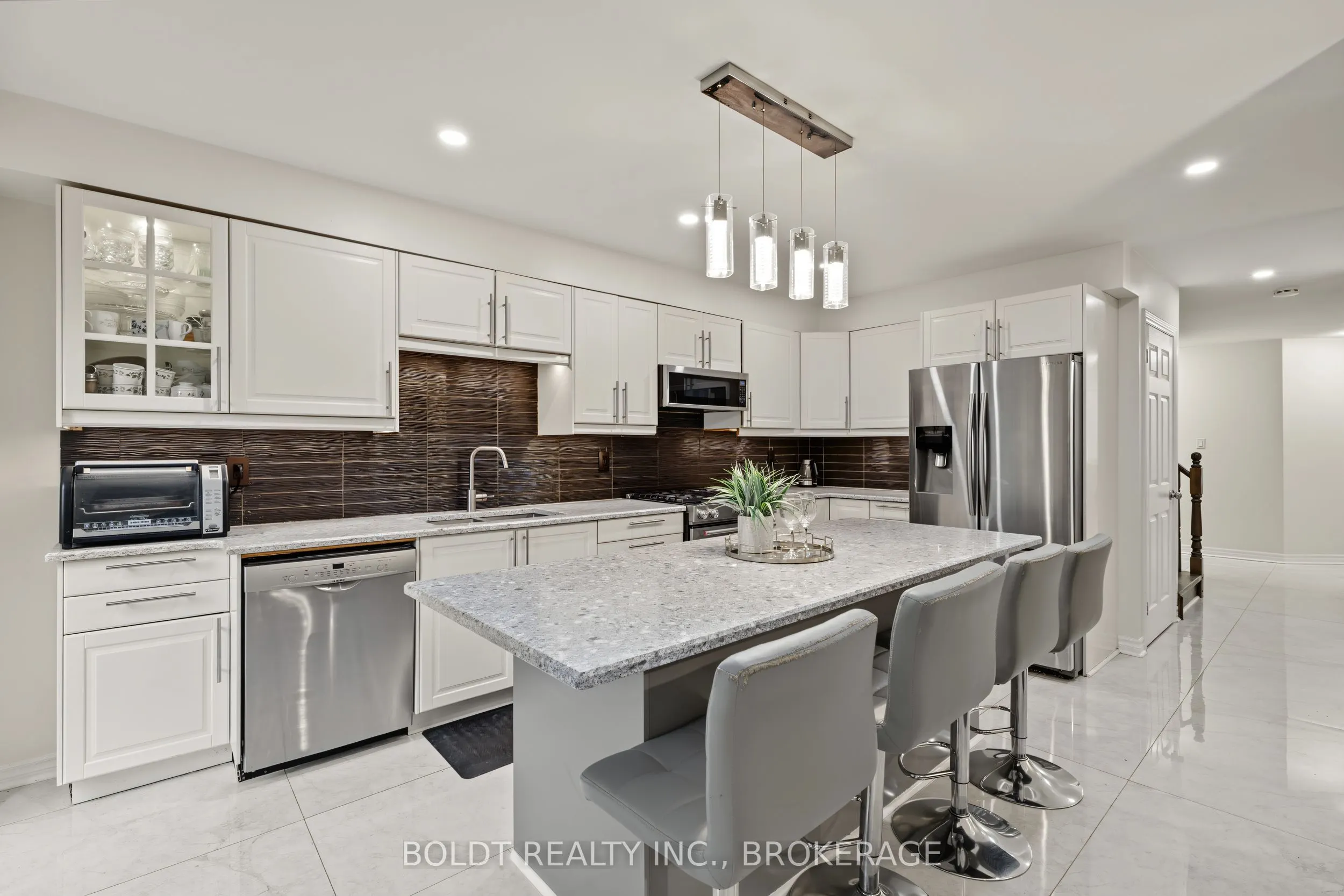 17 Valridge Court