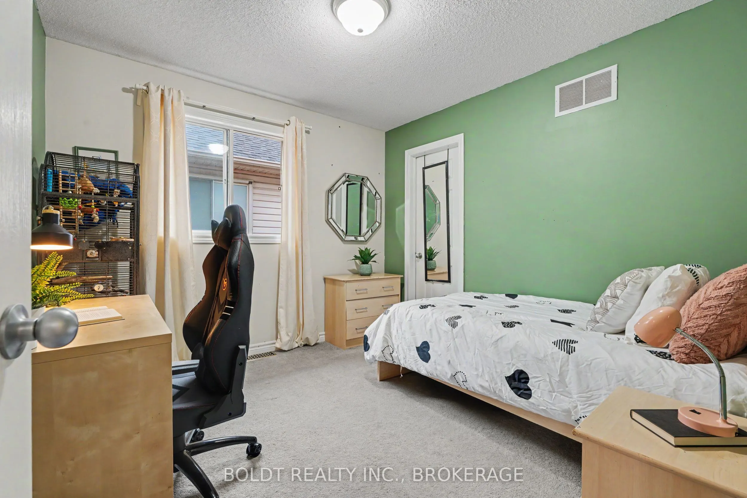 17 Valridge Court