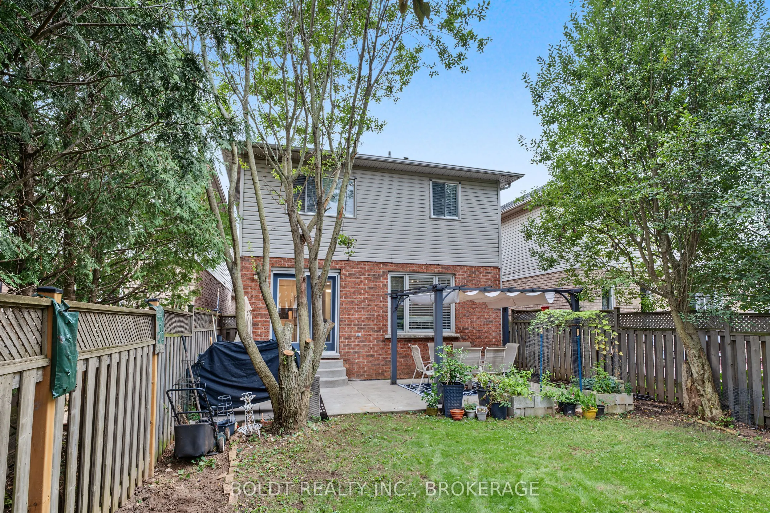 17 Valridge Court