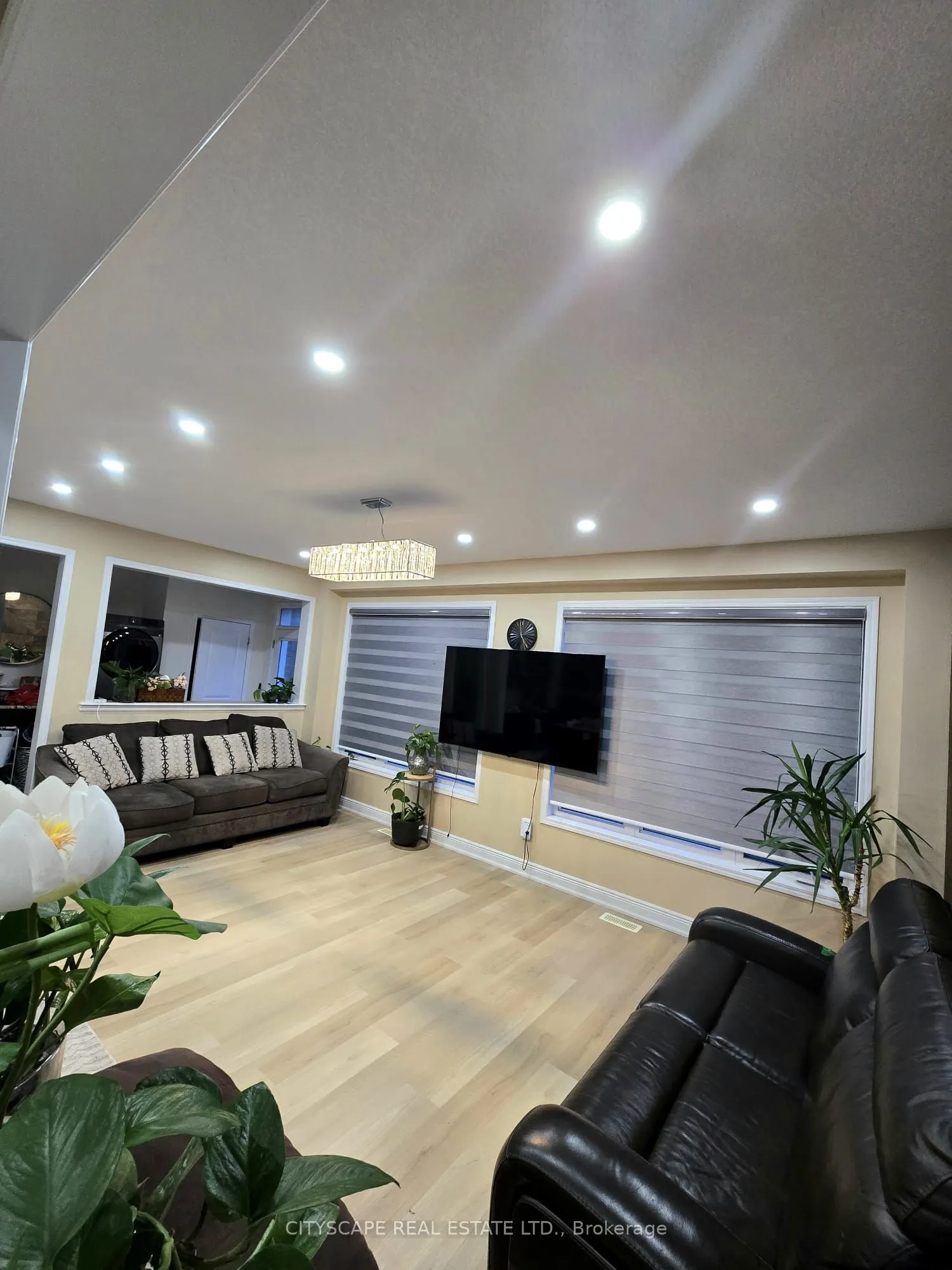 7744 Tupelo Crescent