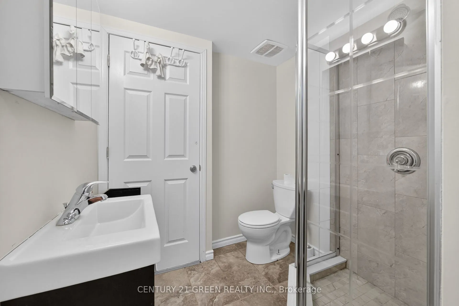 18 Palacebeach Trail