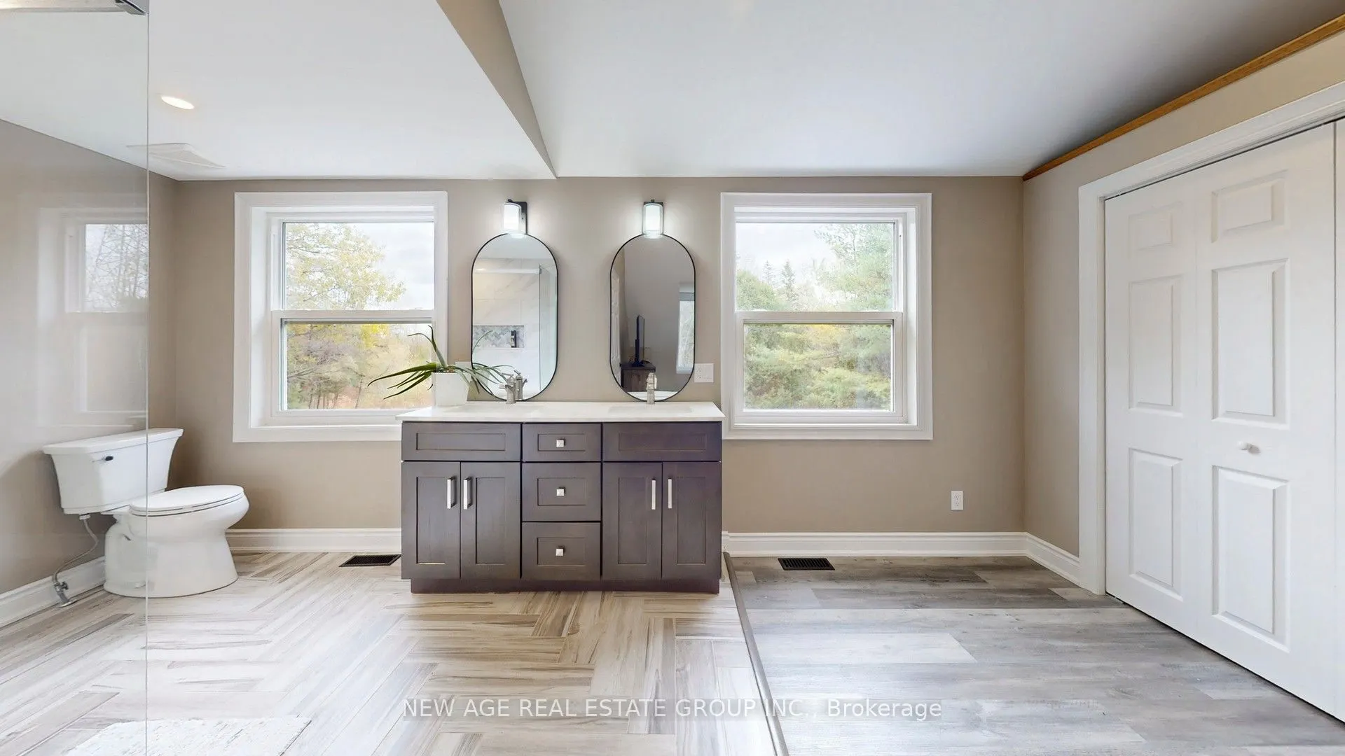 9045 Sideroad 17
