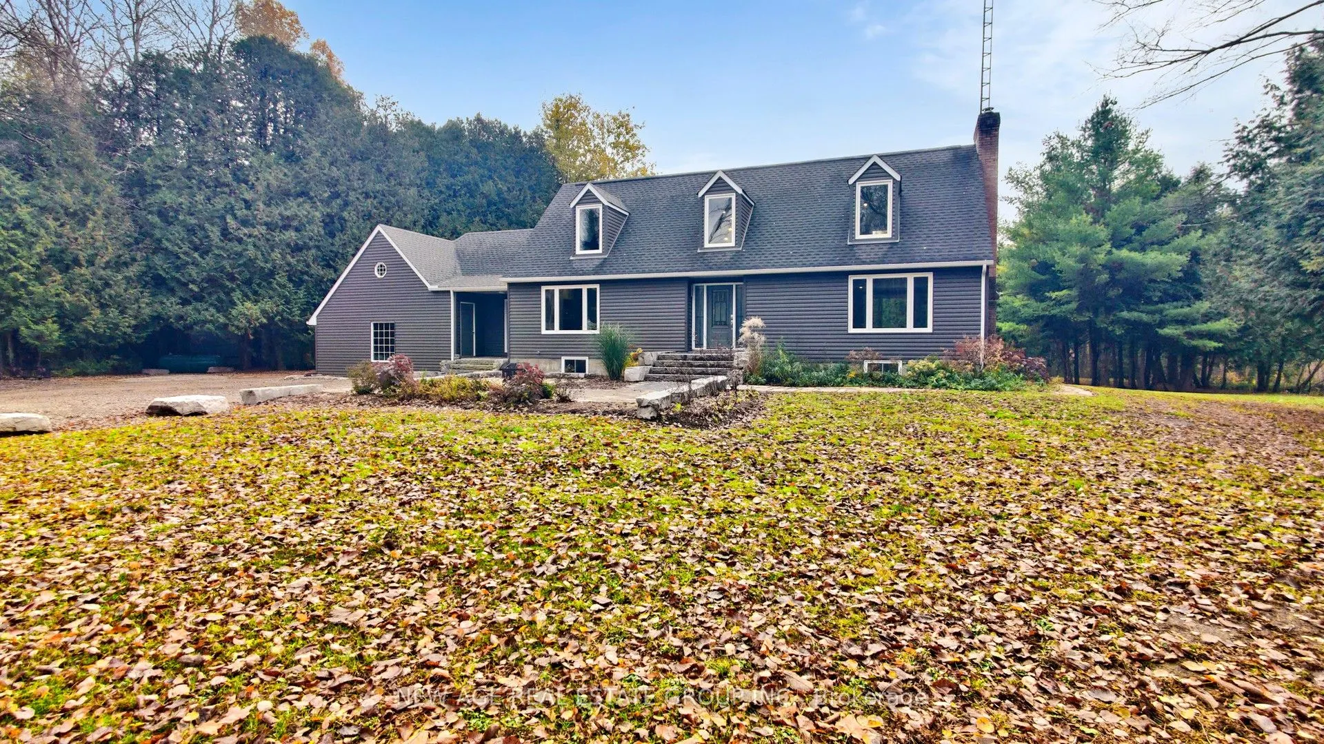 9045 Sideroad 17