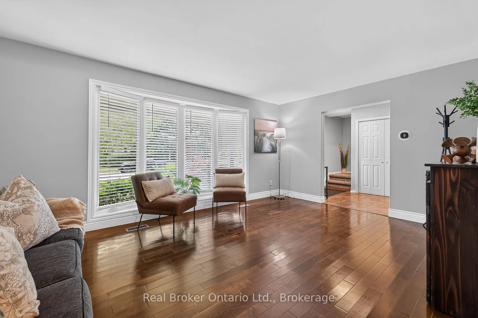 5 Gardiner Place