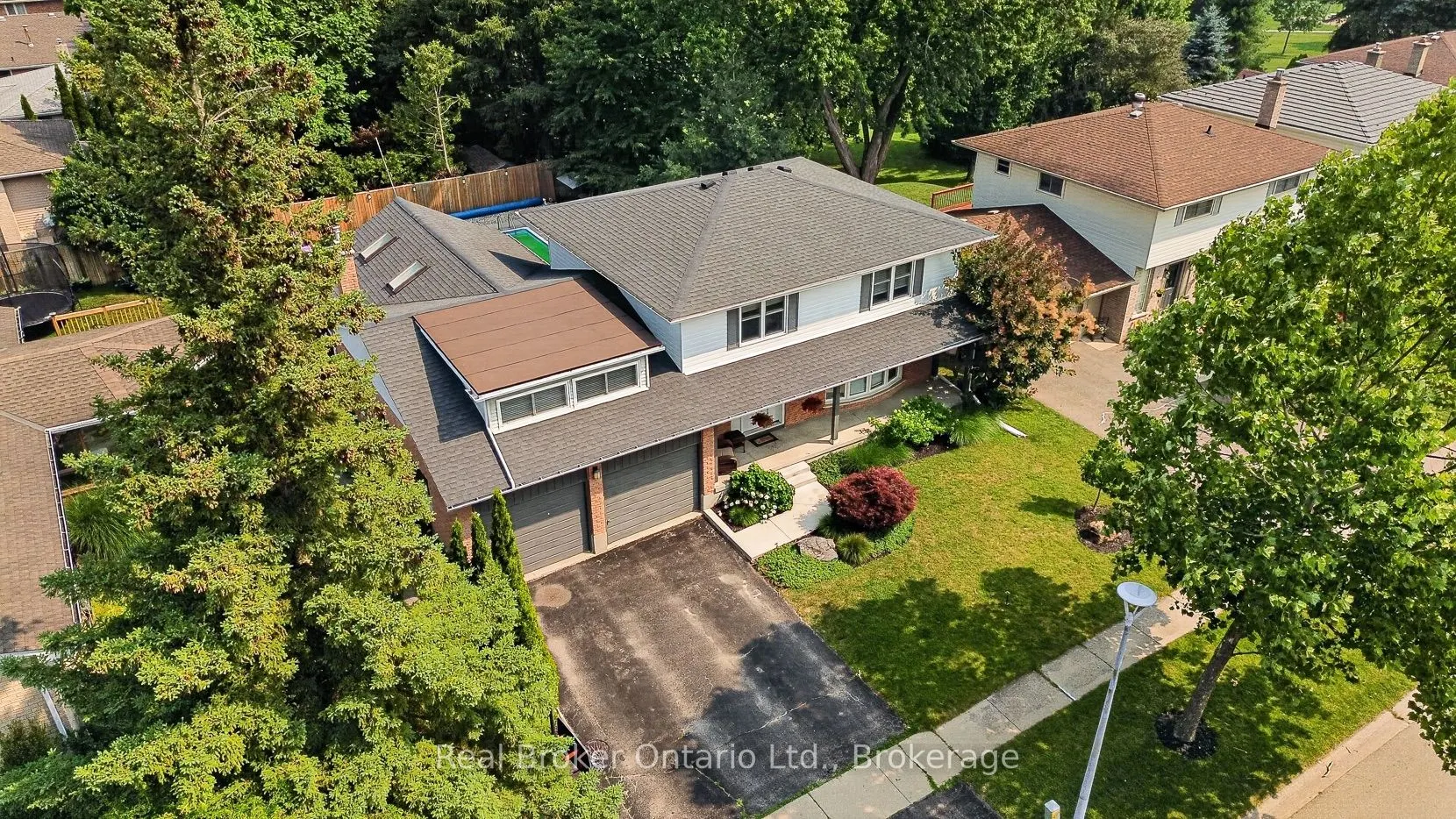 5 Gardiner Place