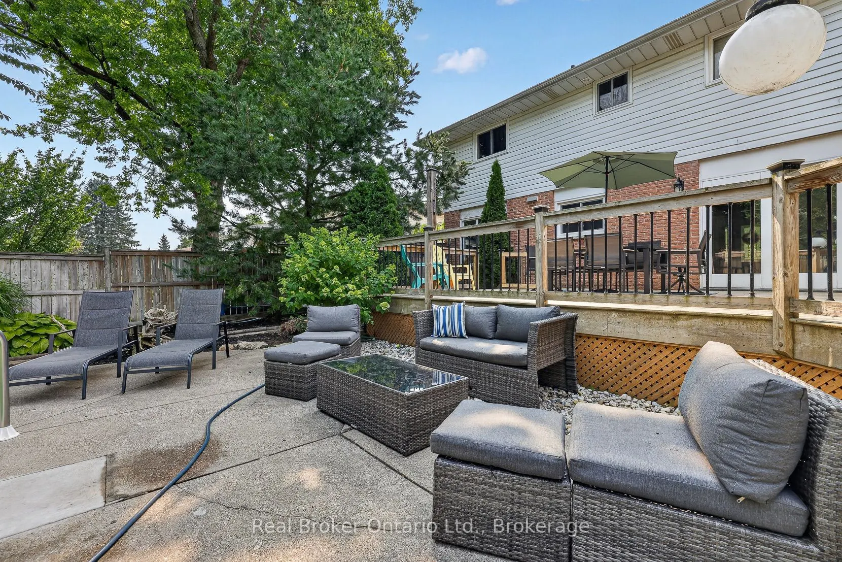 5 Gardiner Place