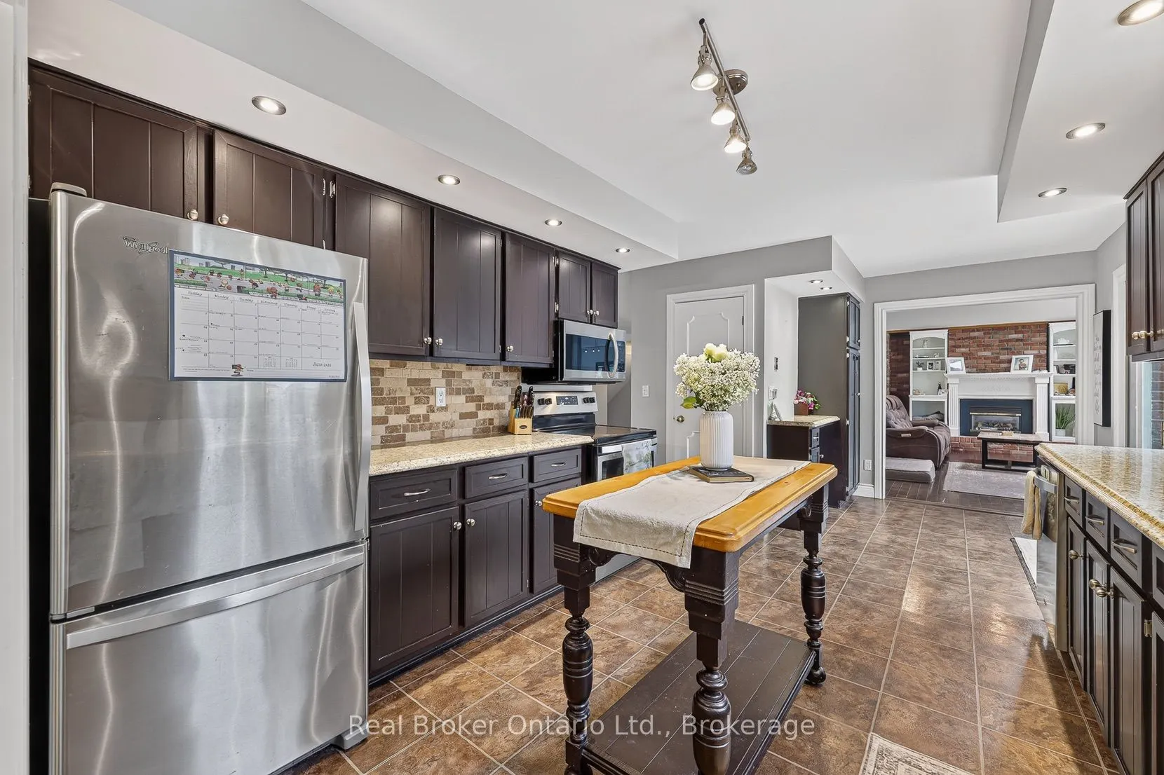 5 Gardiner Place