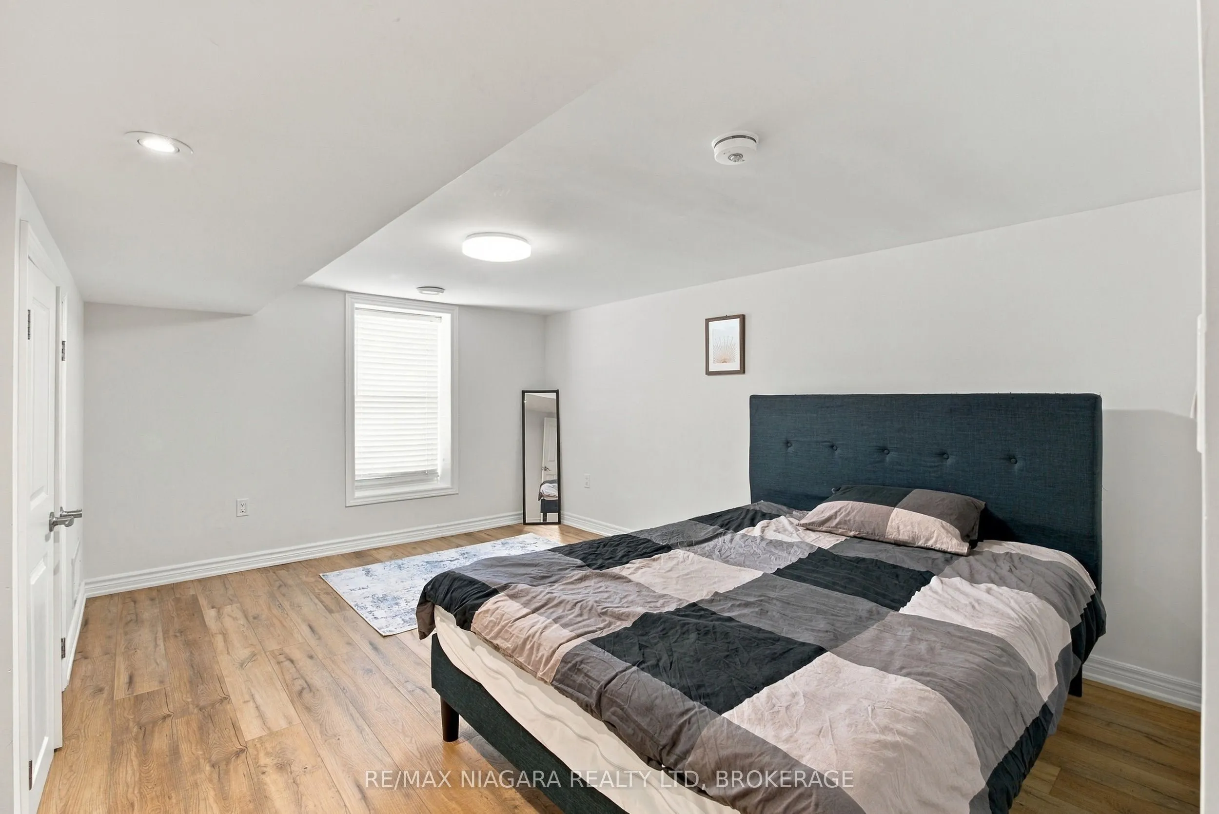 97 Glendale Avenue
