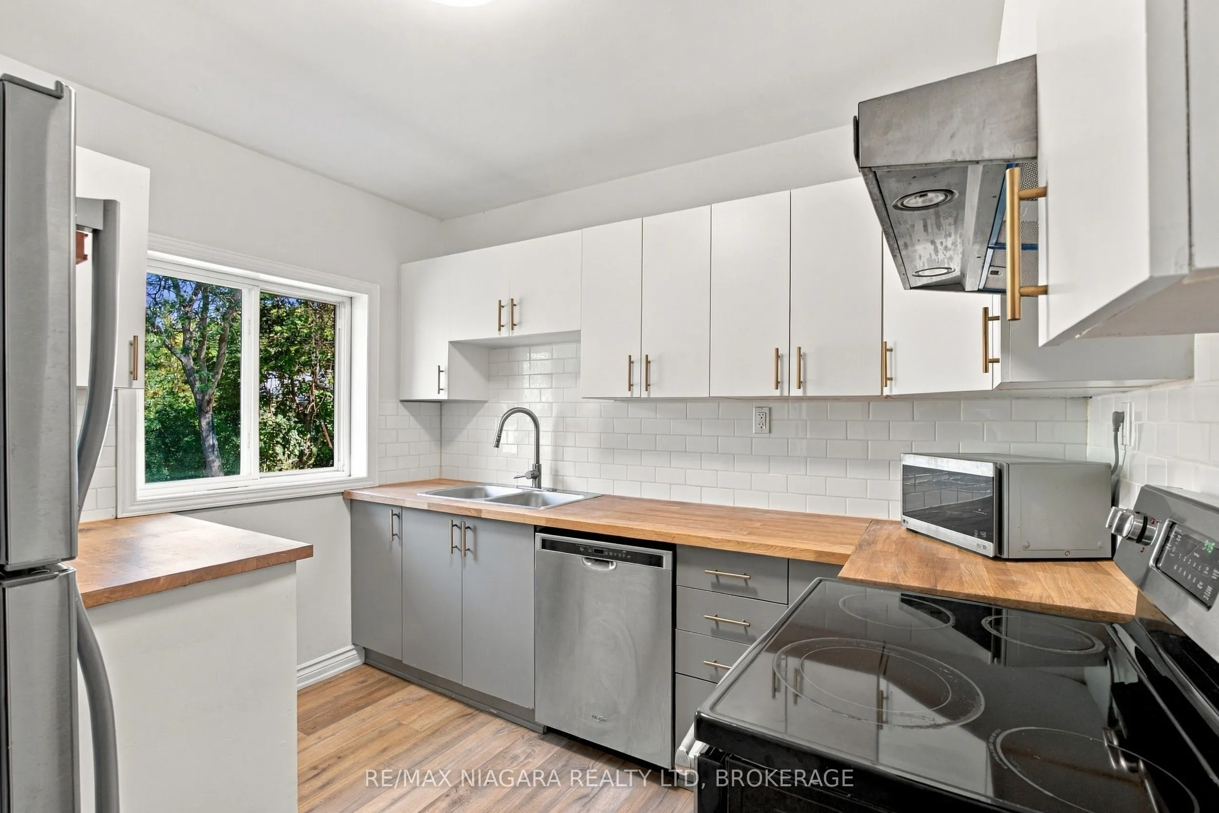 97 Glendale Avenue