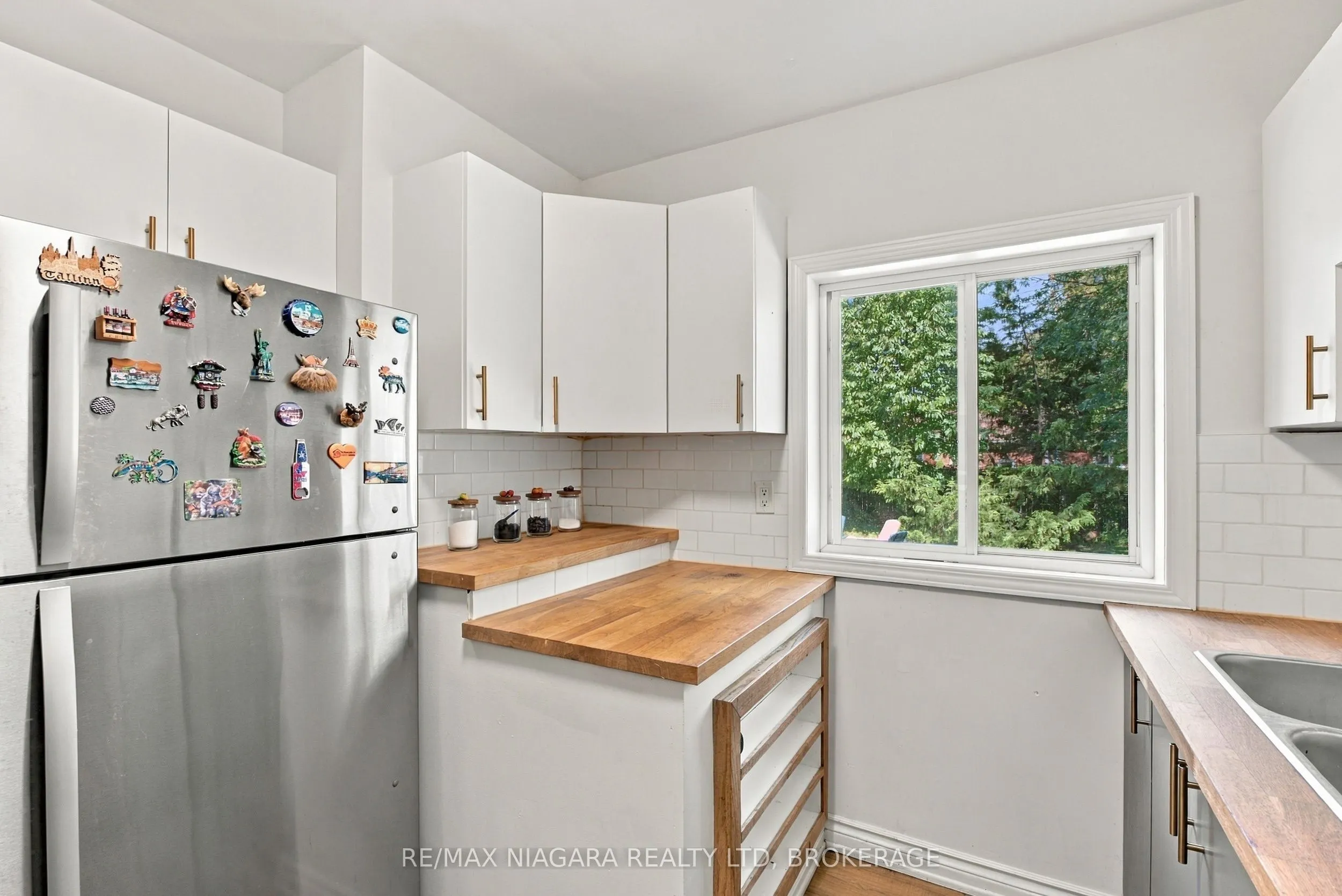 97 Glendale Avenue