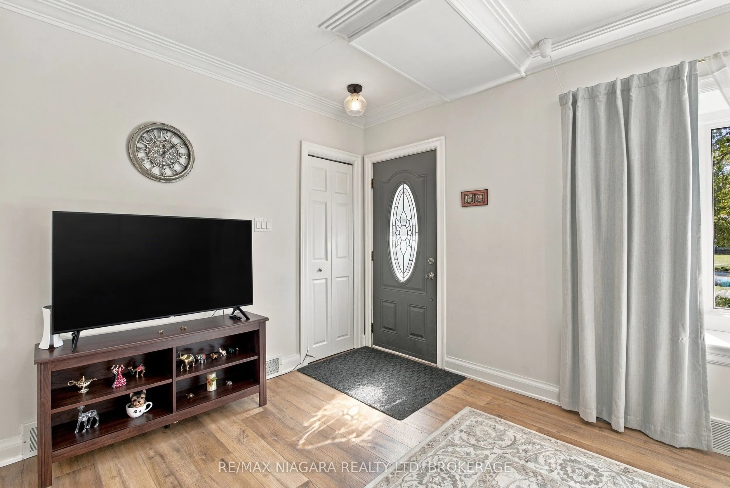 97 Glendale Avenue