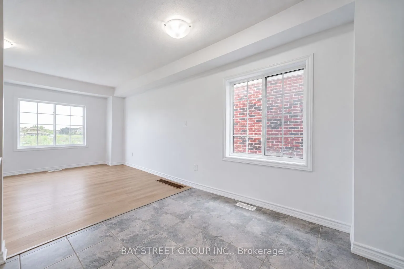 10 Elsegood Drive