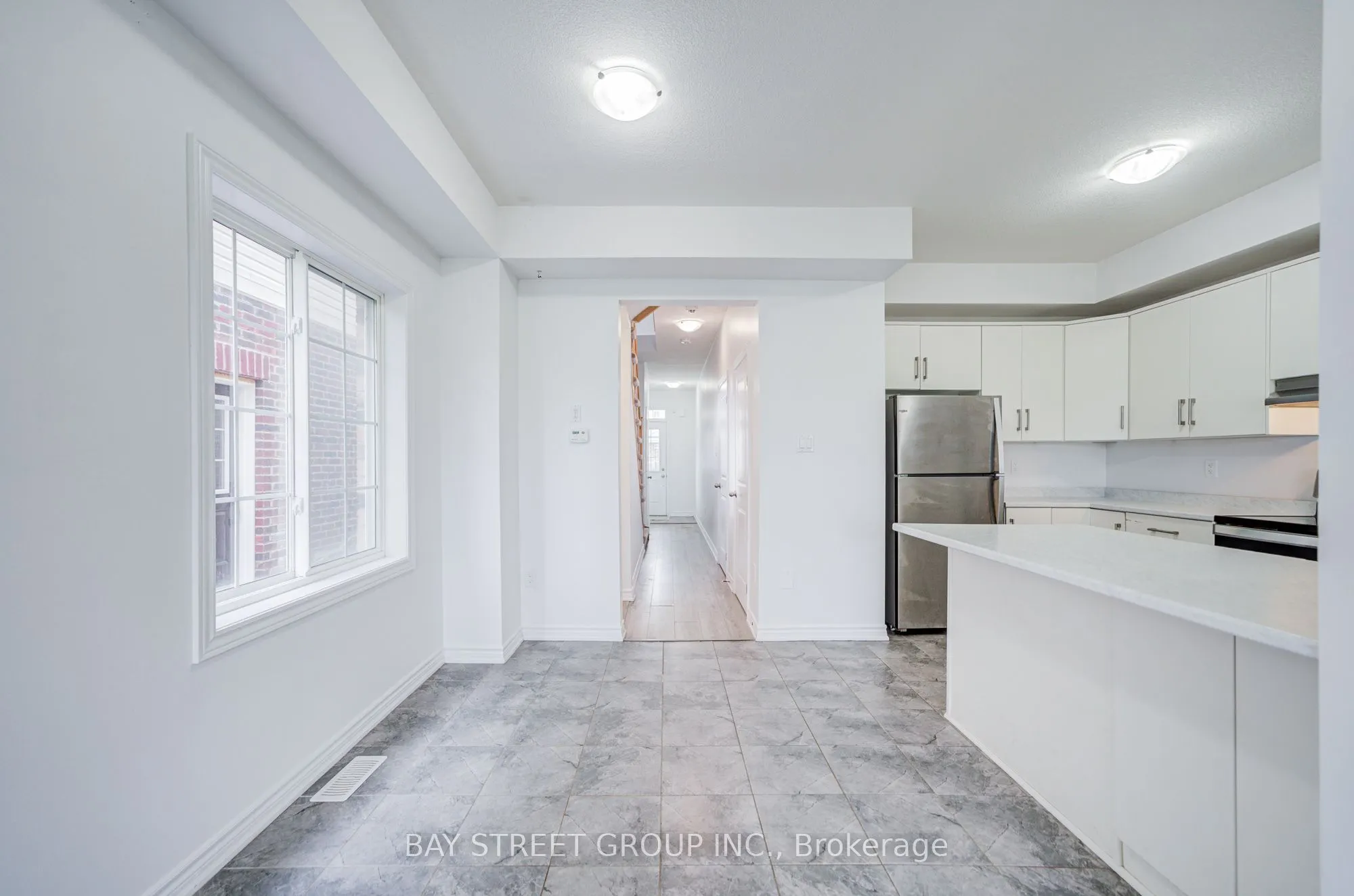 10 Elsegood Drive