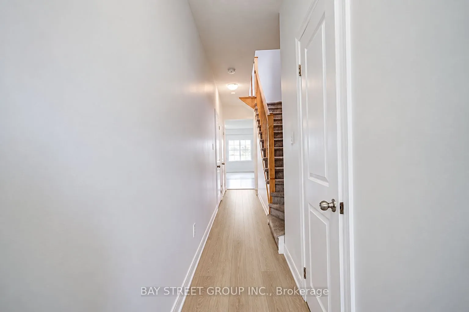 10 Elsegood Drive