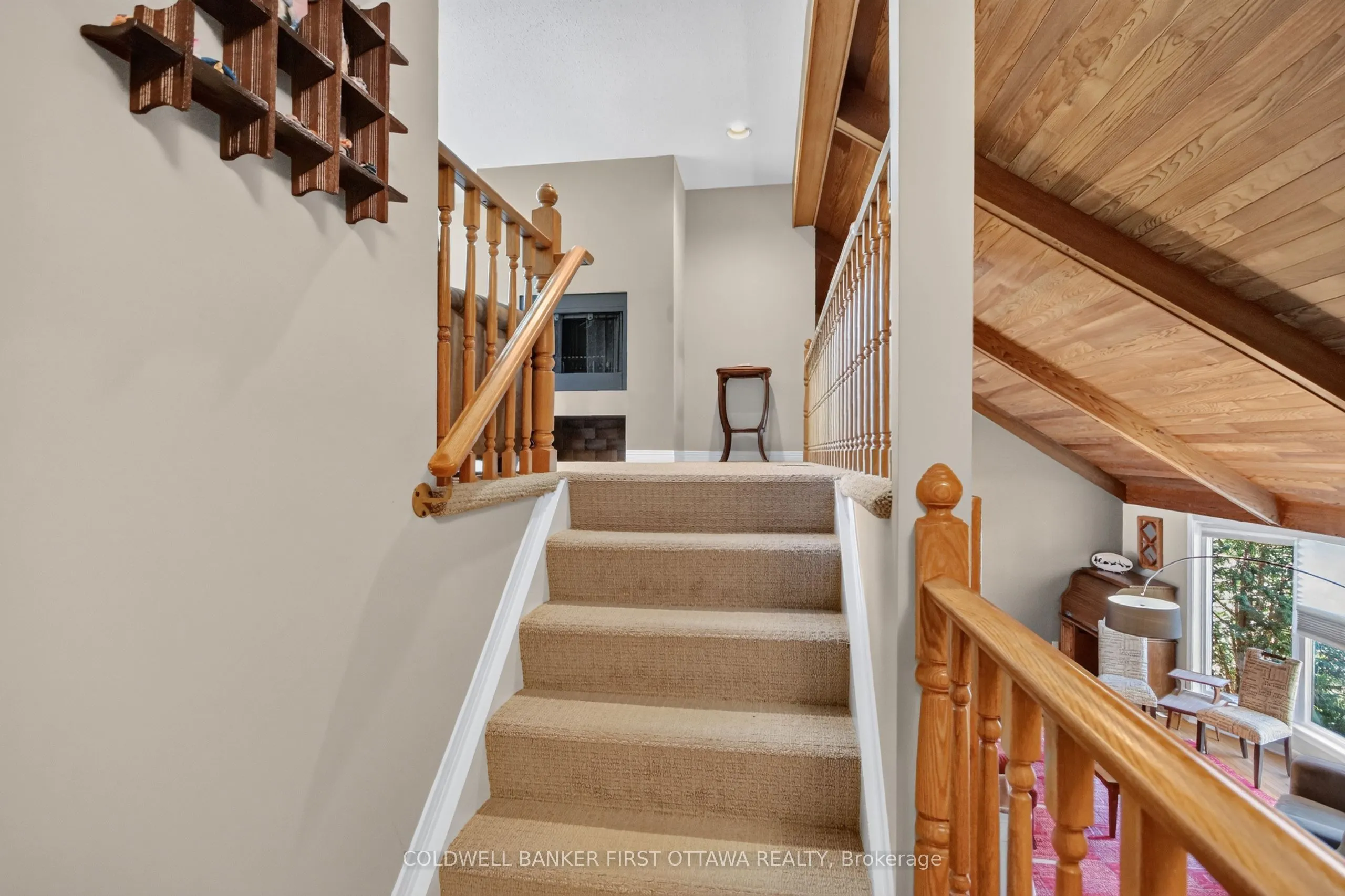 9 Foxrun Lane
