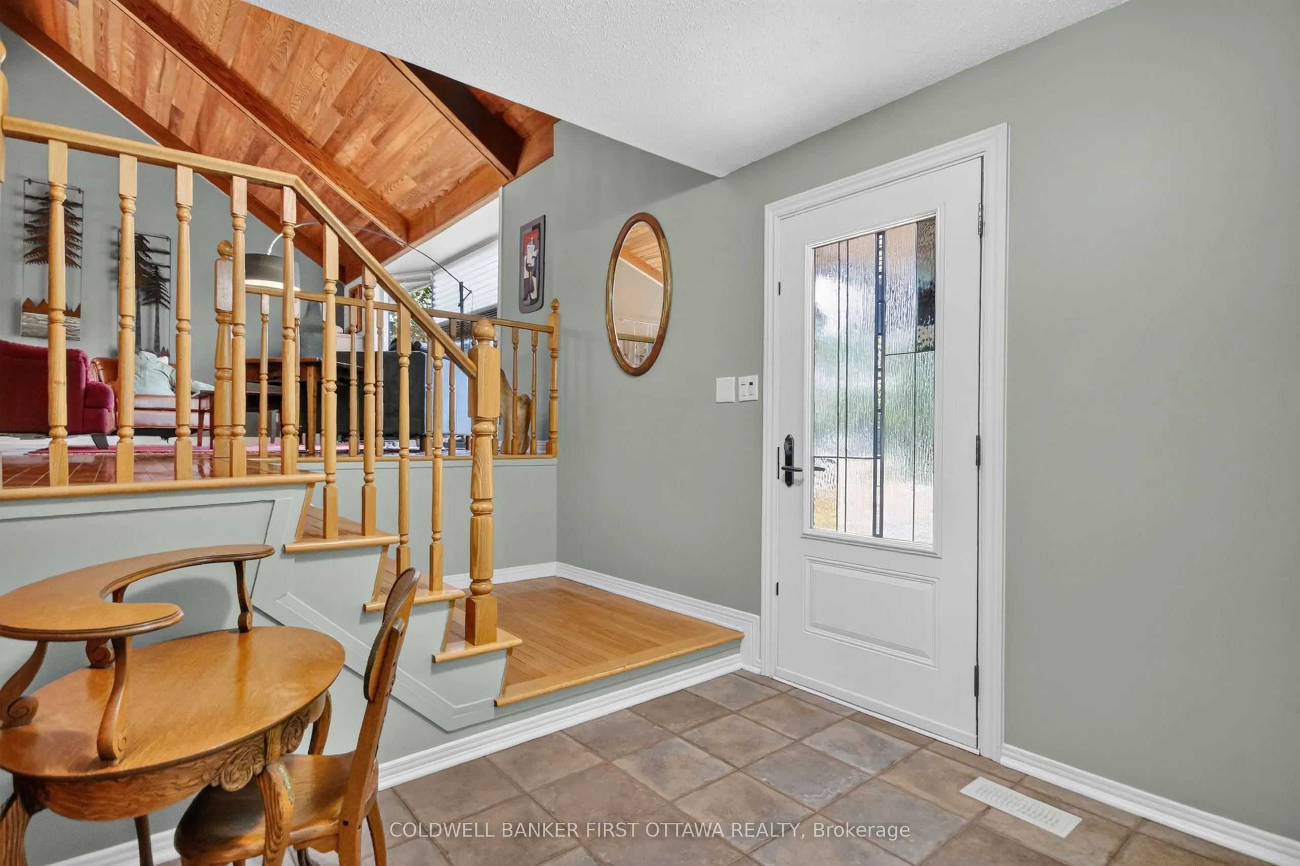 9 Foxrun Lane
