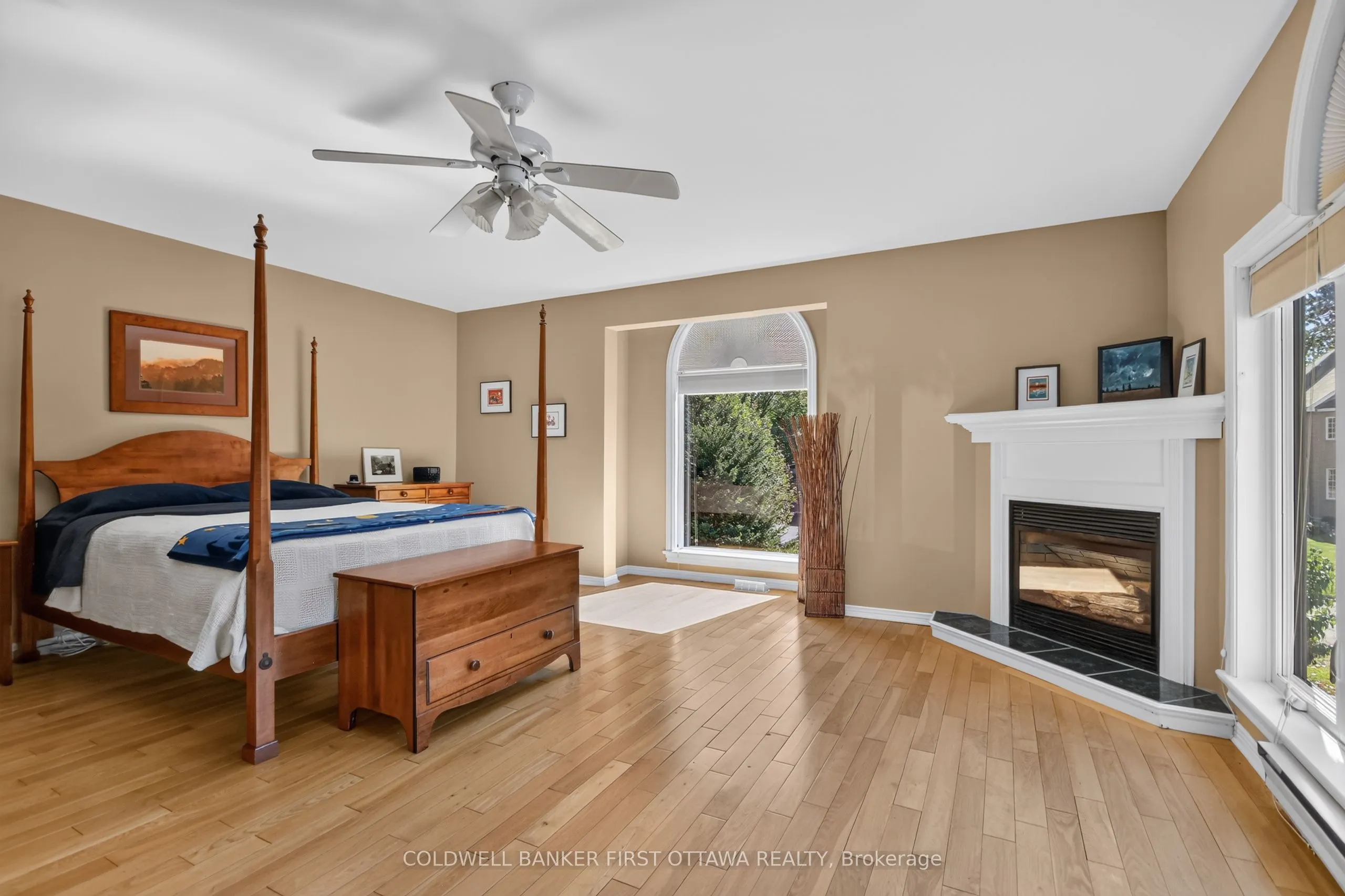9 Foxrun Lane
