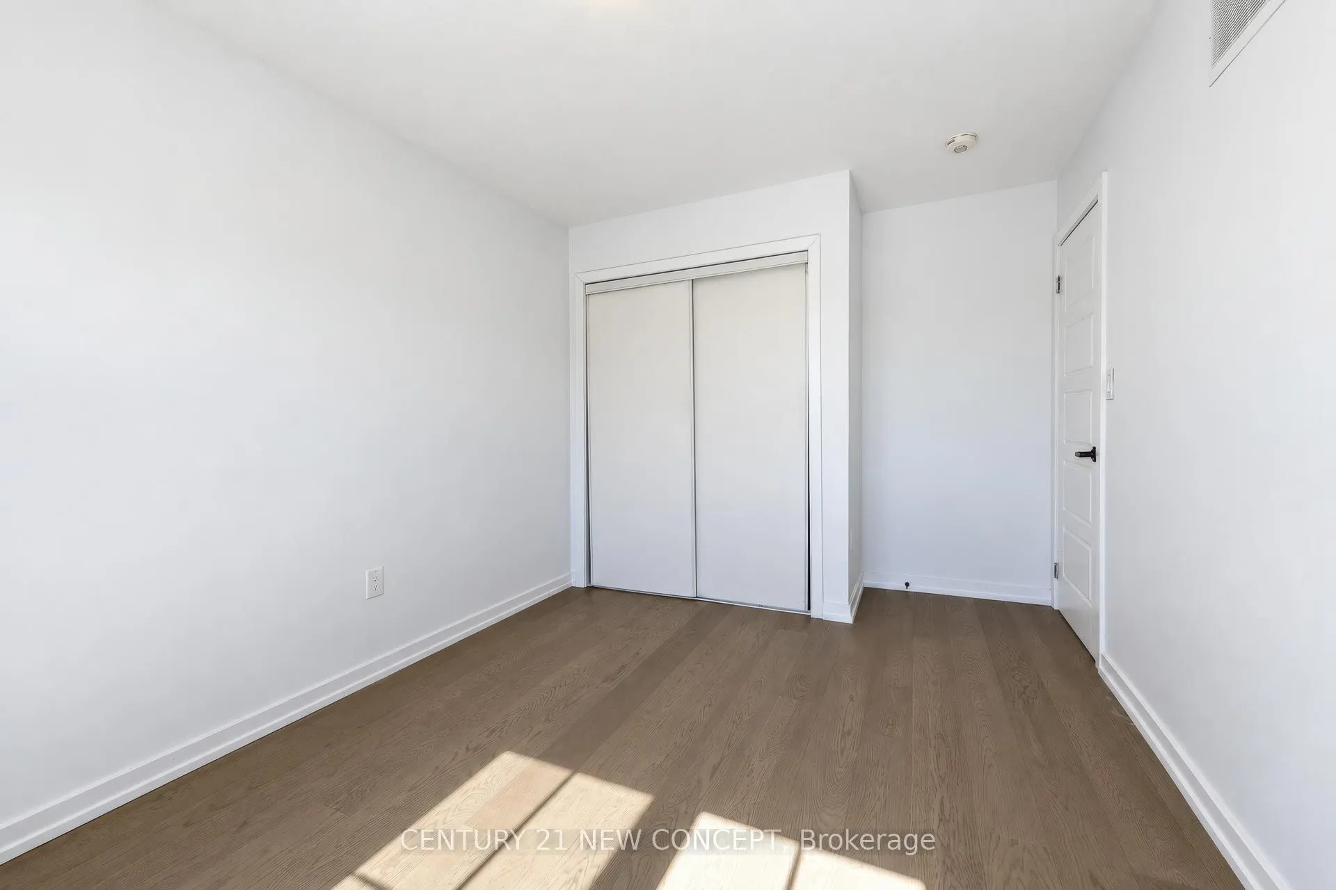 10 Scarletwood Street