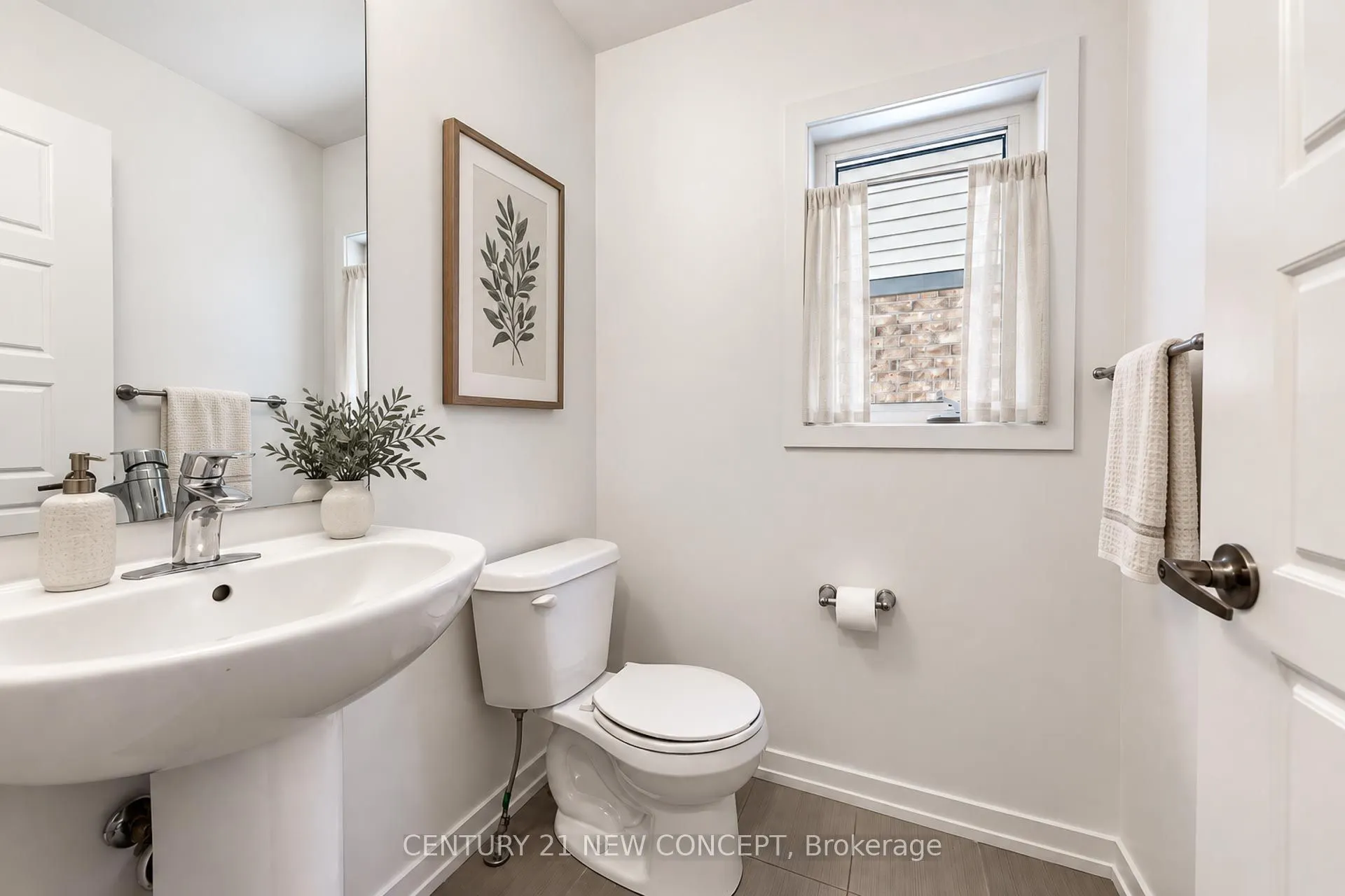 10 Scarletwood Street